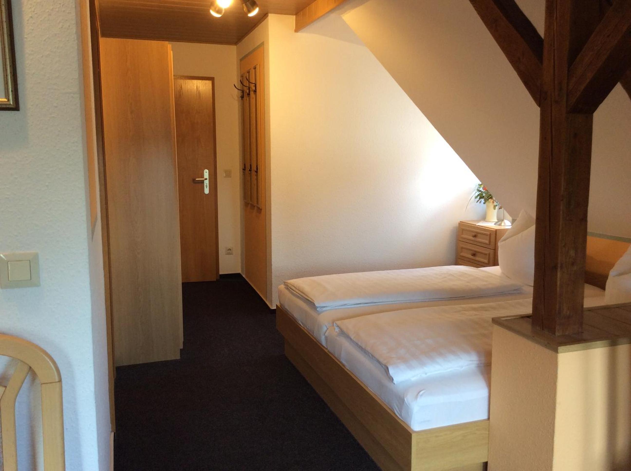 Deluxe Double Room with Bath photo 2