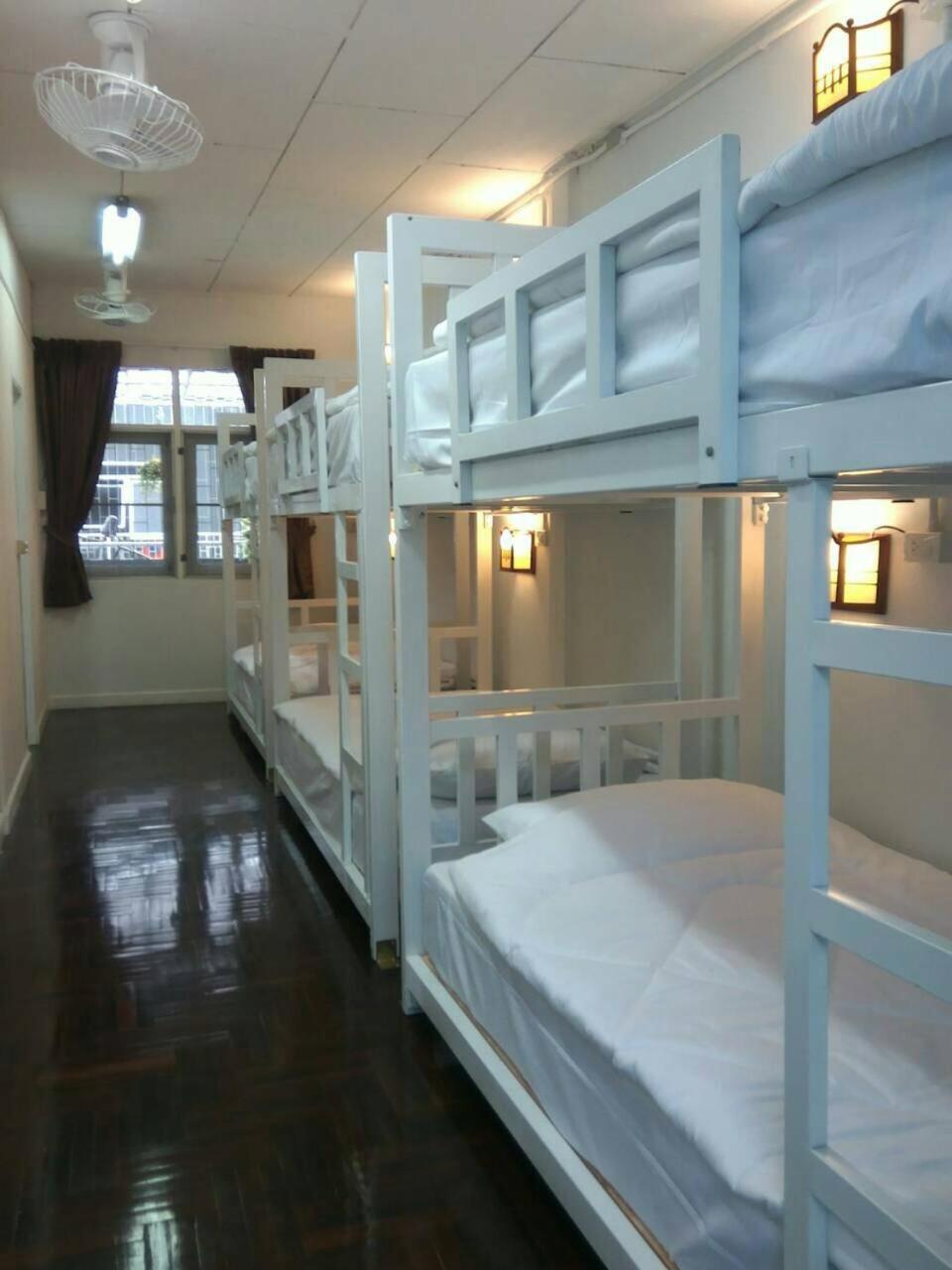 Bunk Bed in Female Dormitory Room (8 Adults) photo 1