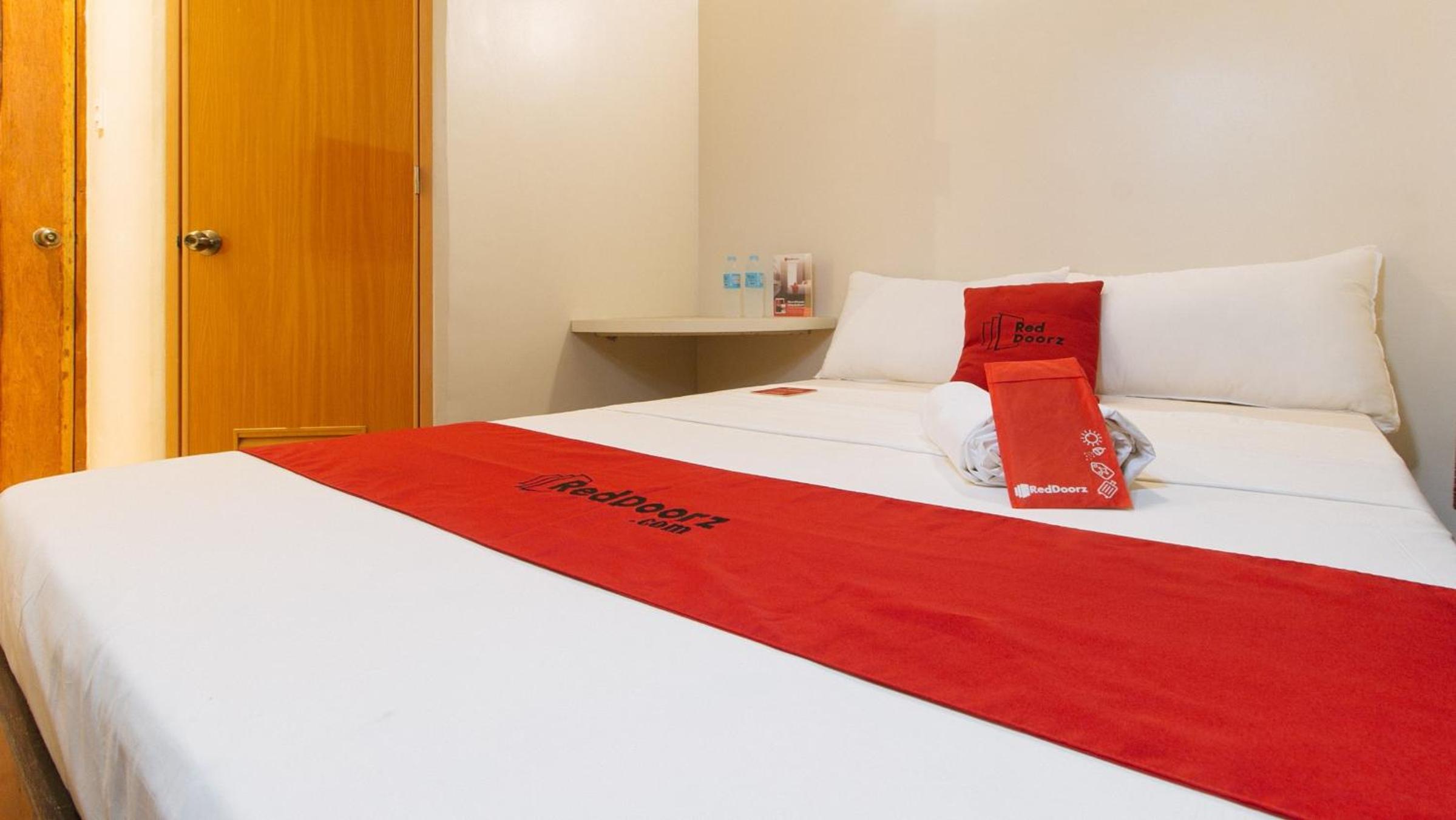 Double Room - Photo 7