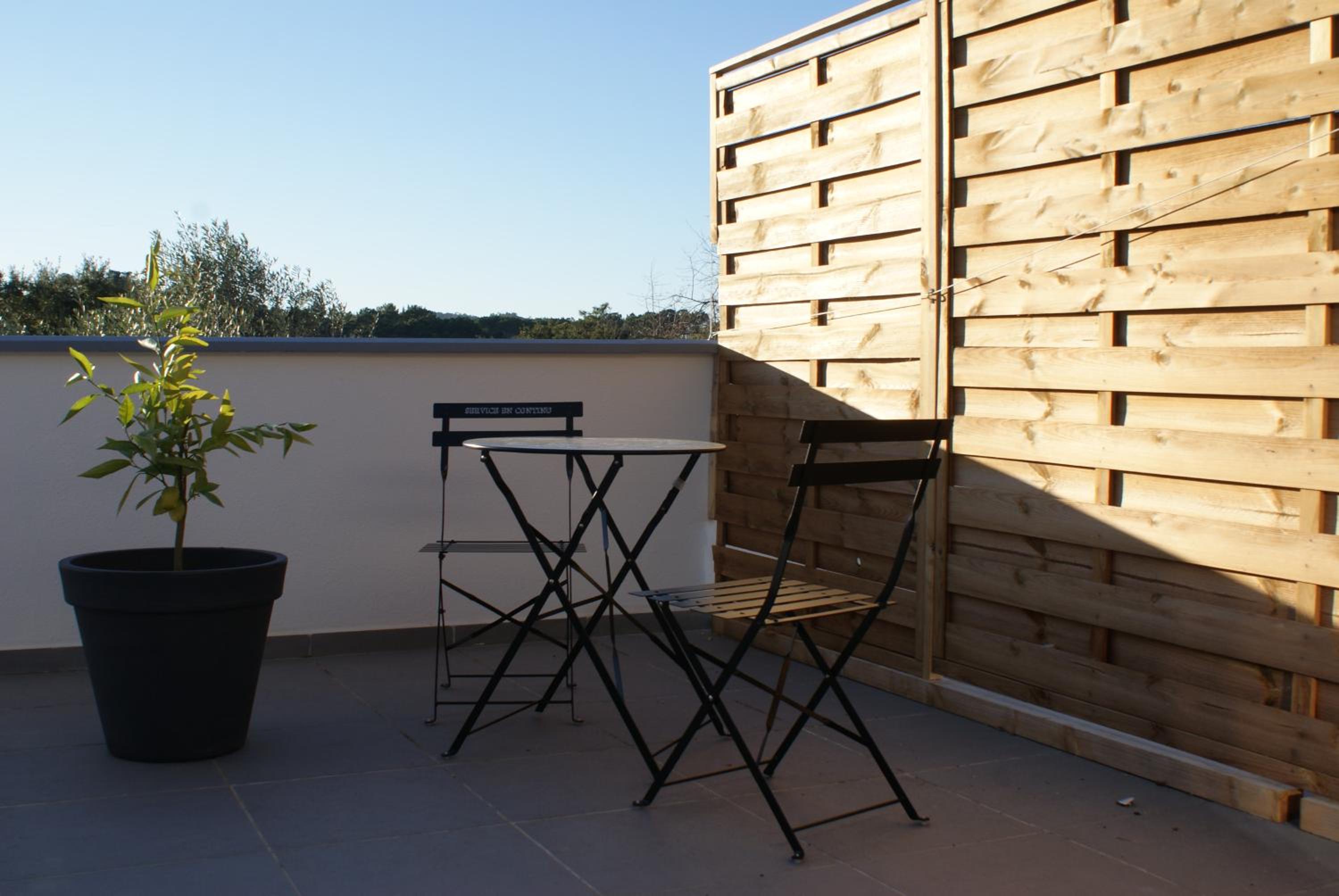 Double Room - Photo 9