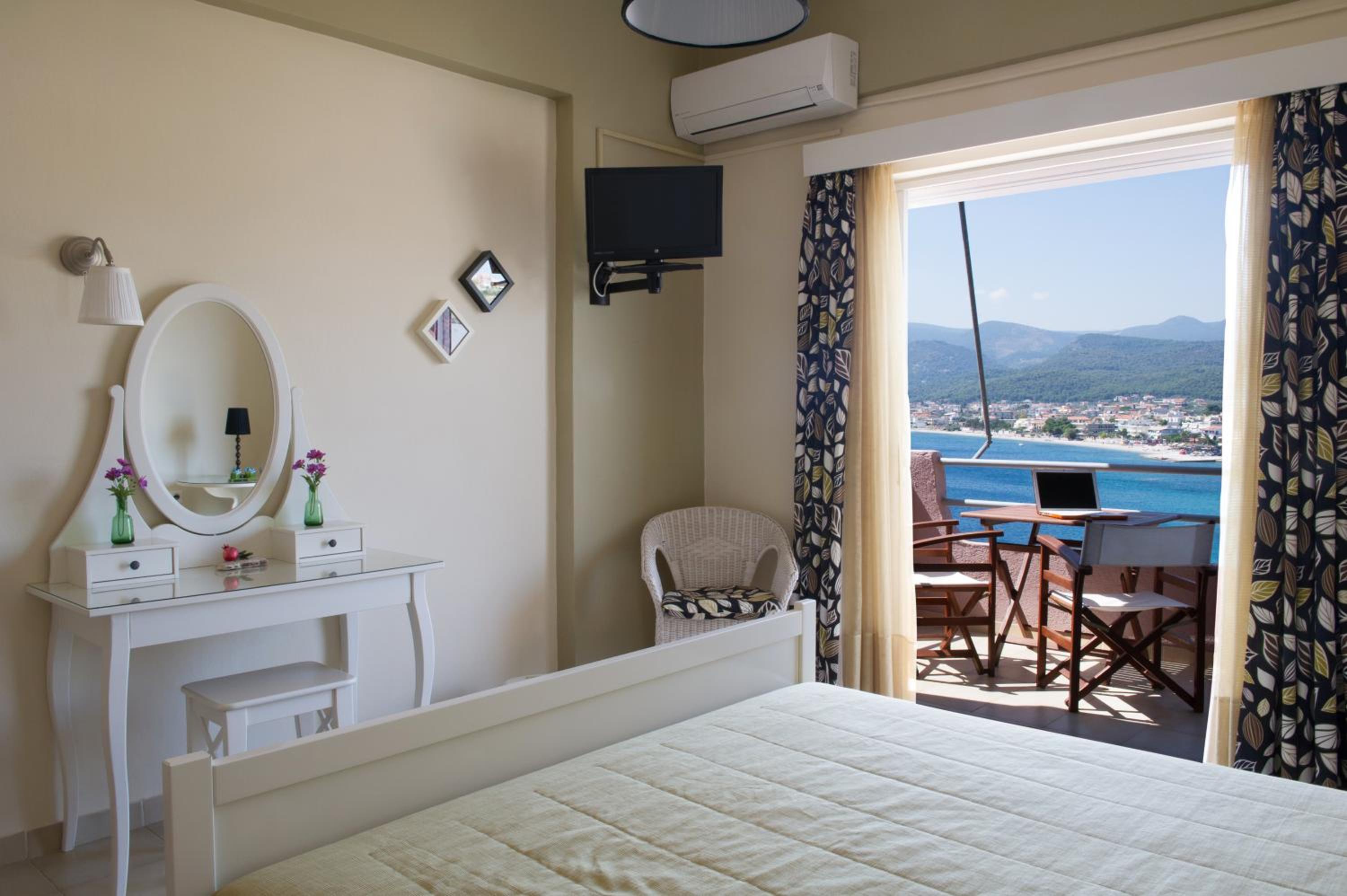 Studio with Sea View