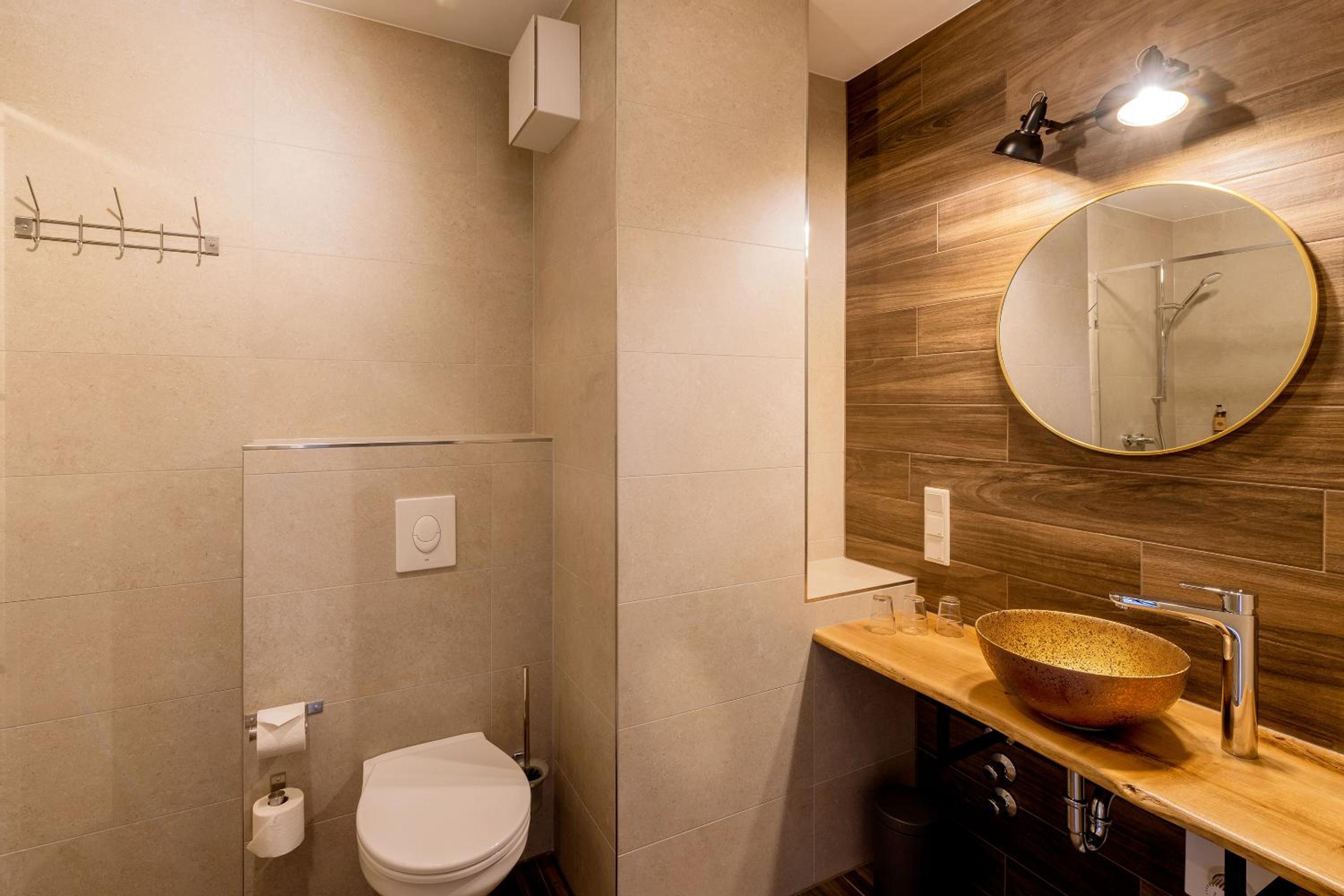 Large double room with garden view and separate children's room, photo 6