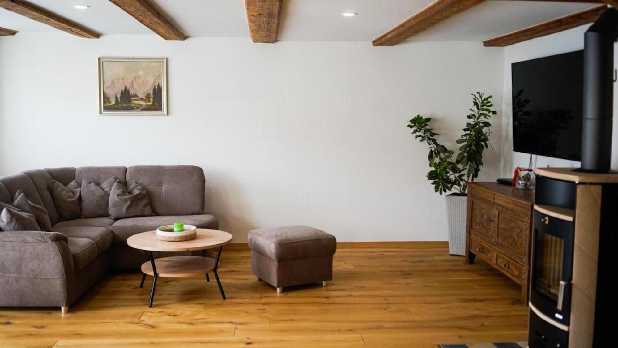 Two-Bedroom Deluxe Apartment with Garden View photo 1