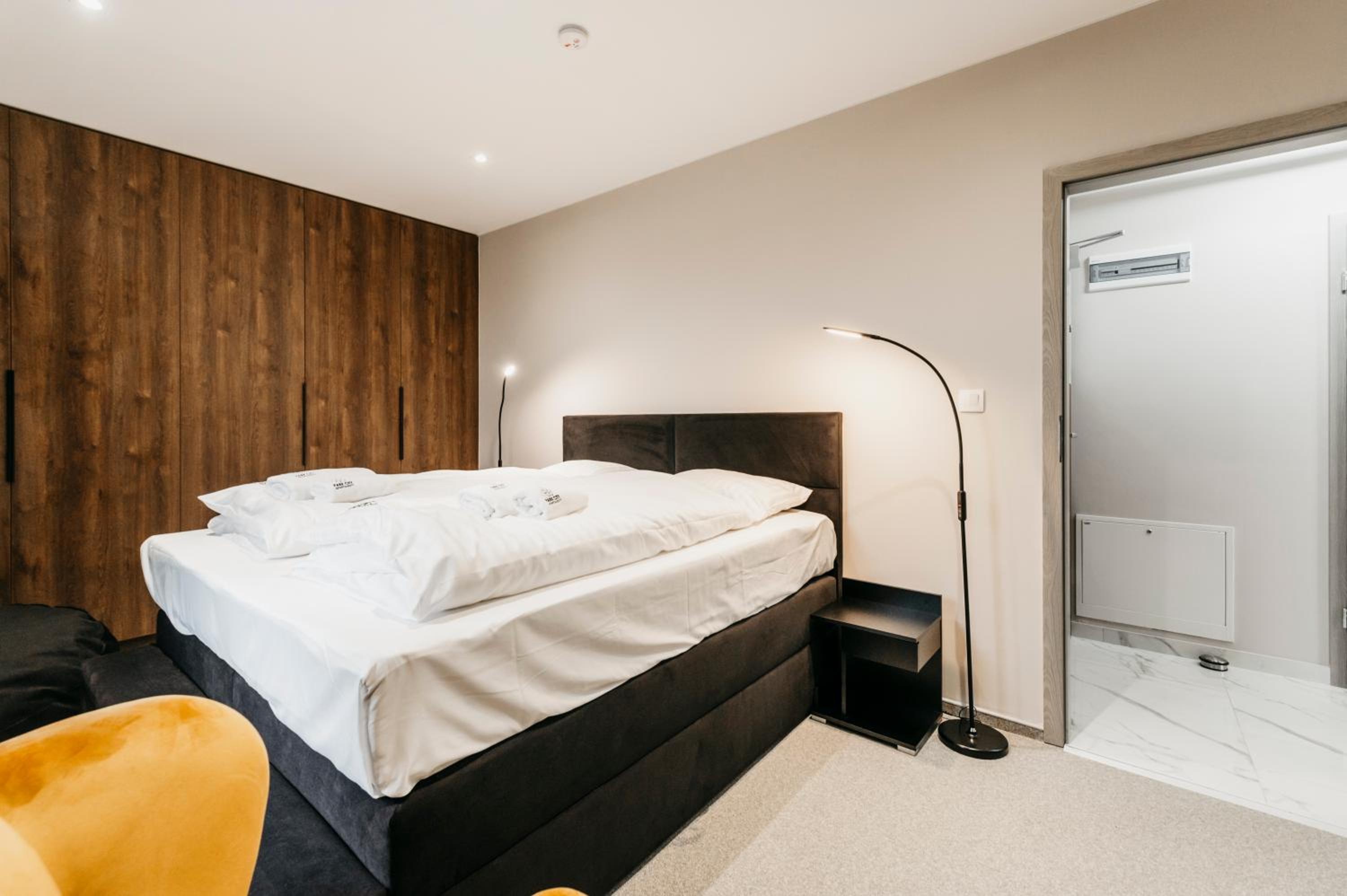 Two-Bedroom Apartment - Photo 86