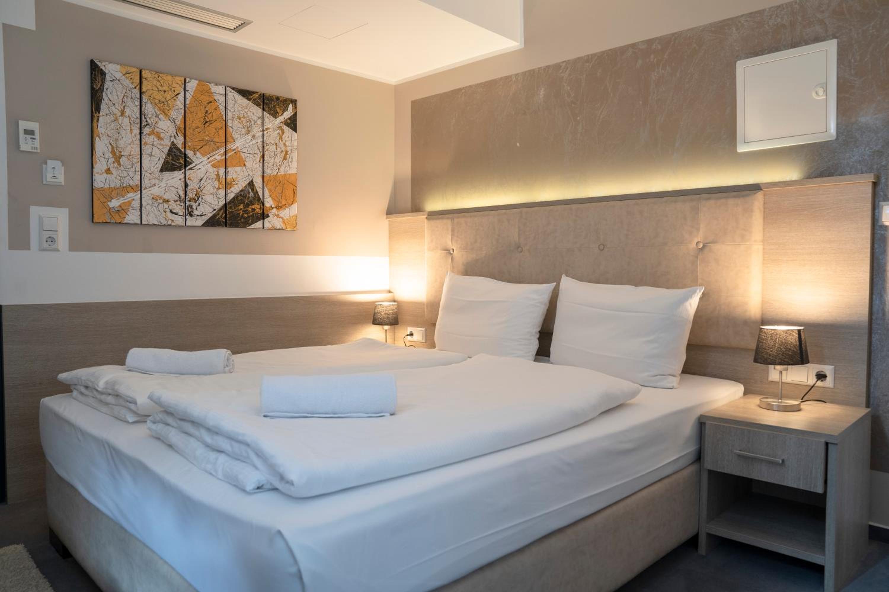 Double Room - Photo 4