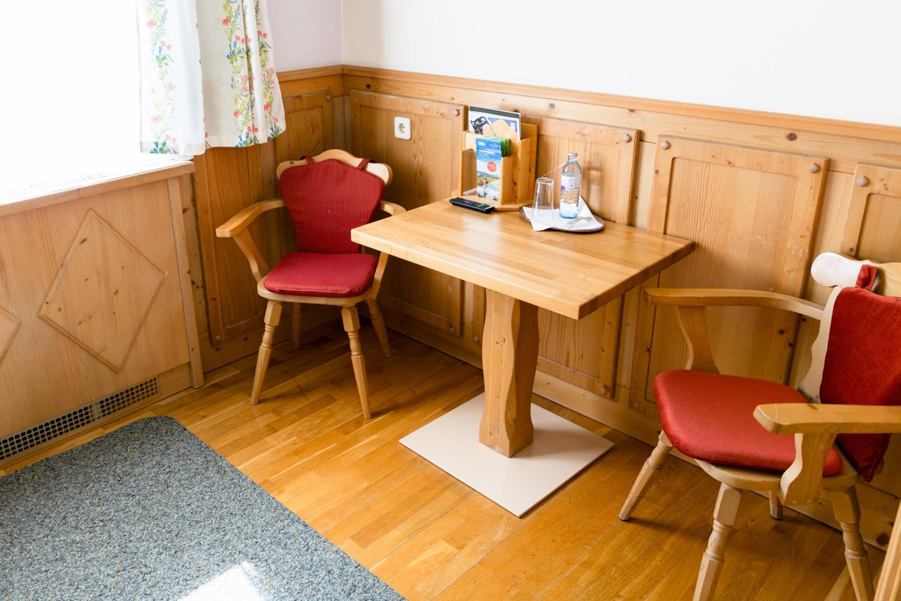 Single Room photo 2