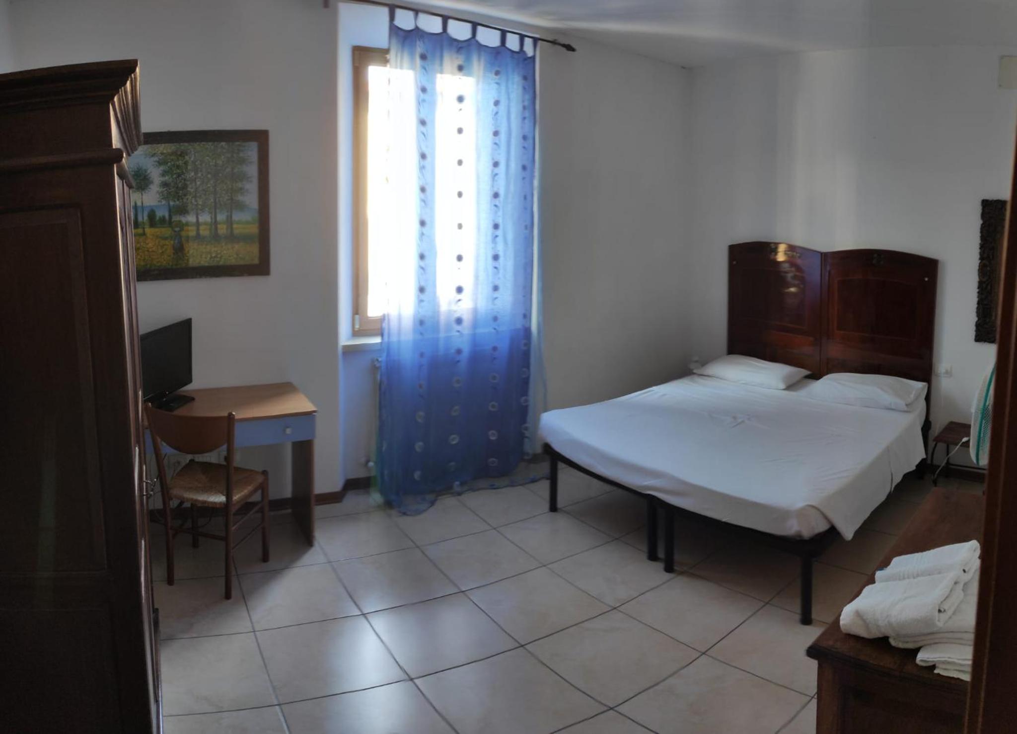 Double Room with Shared Toilet