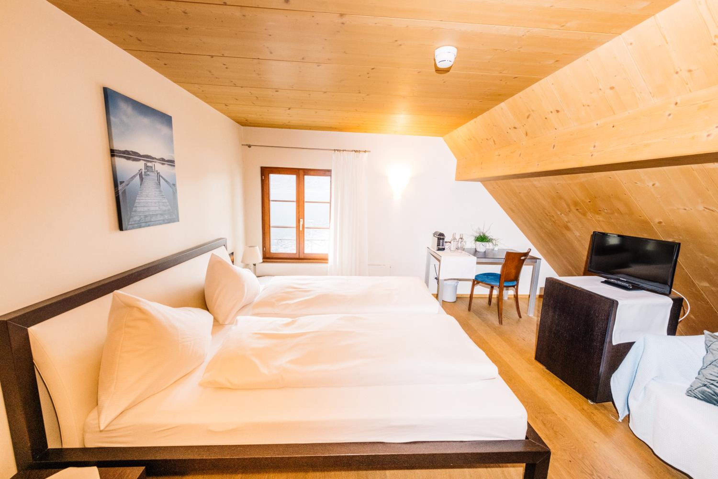 Double Room With Lake View photo 3