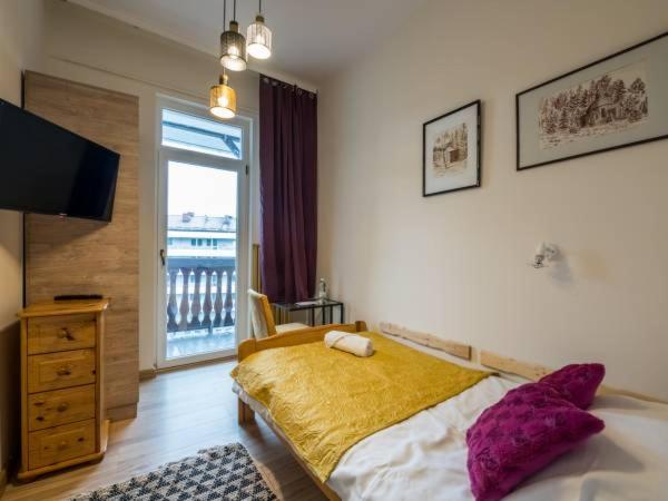Single Room with Balcony photo 3
