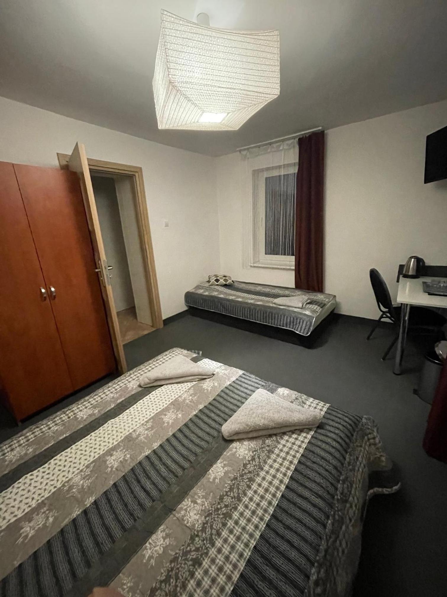 Triple Room with Private Bathroom photo 1