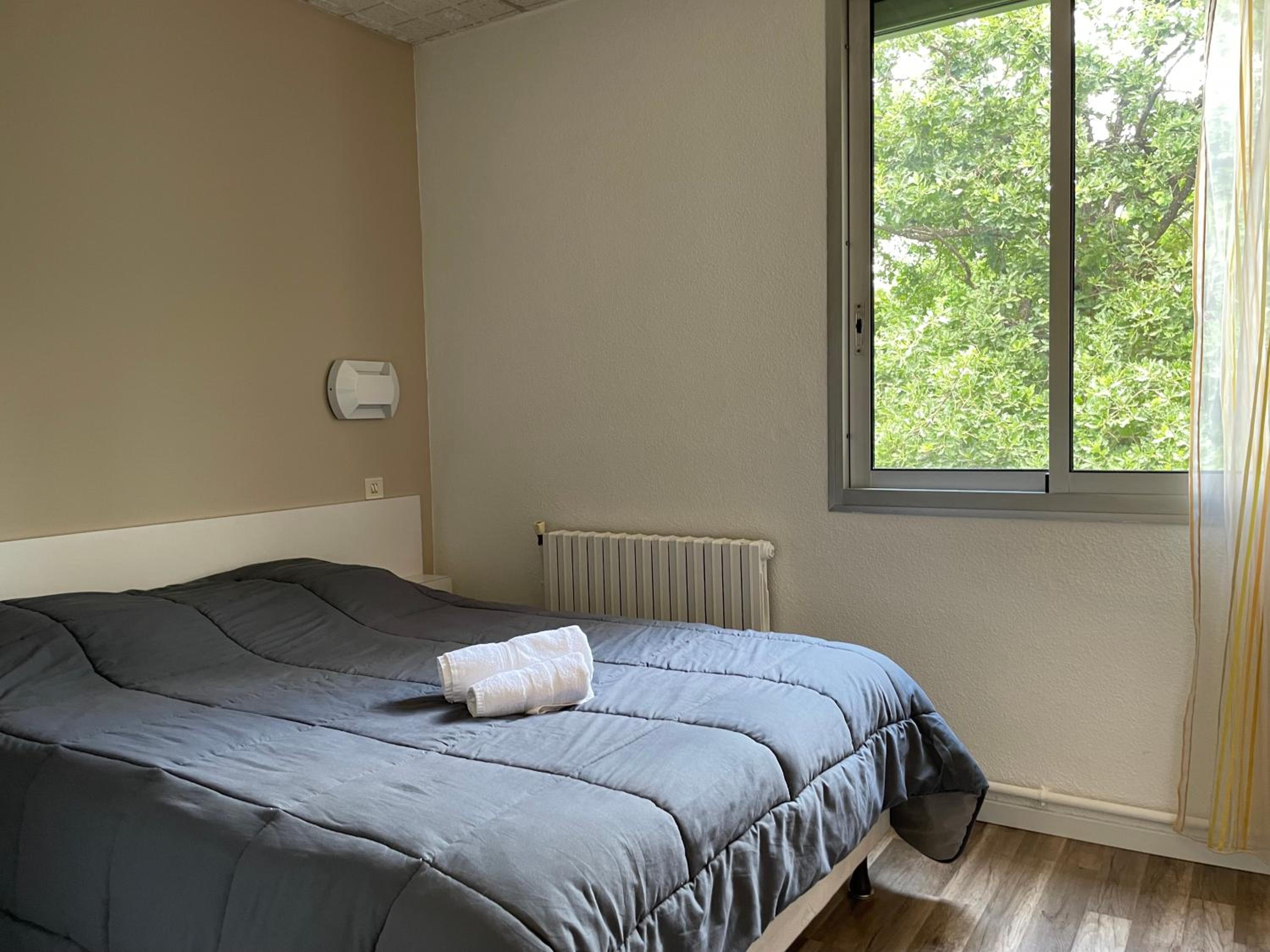 Standard Double Room - Photo 2