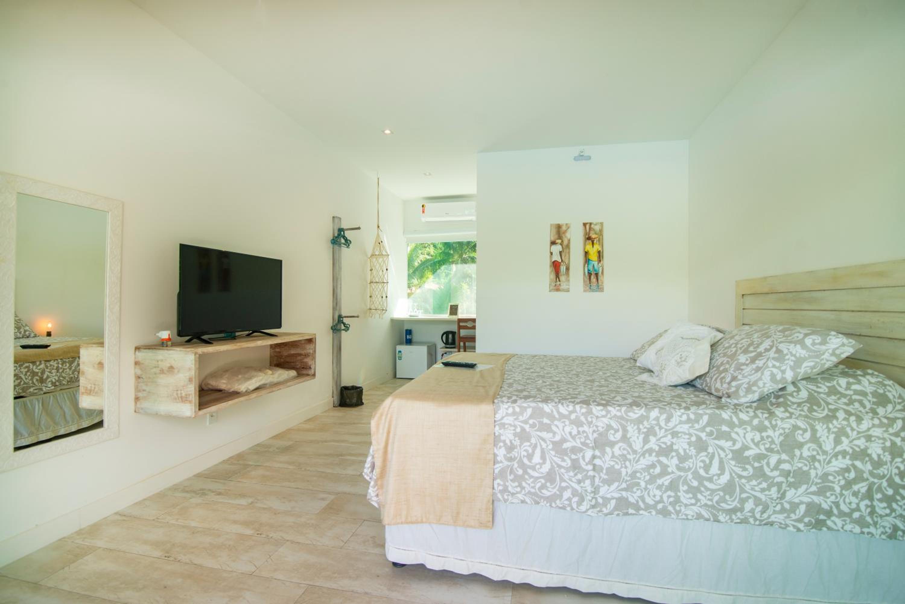 King Room with Pool View photo 3