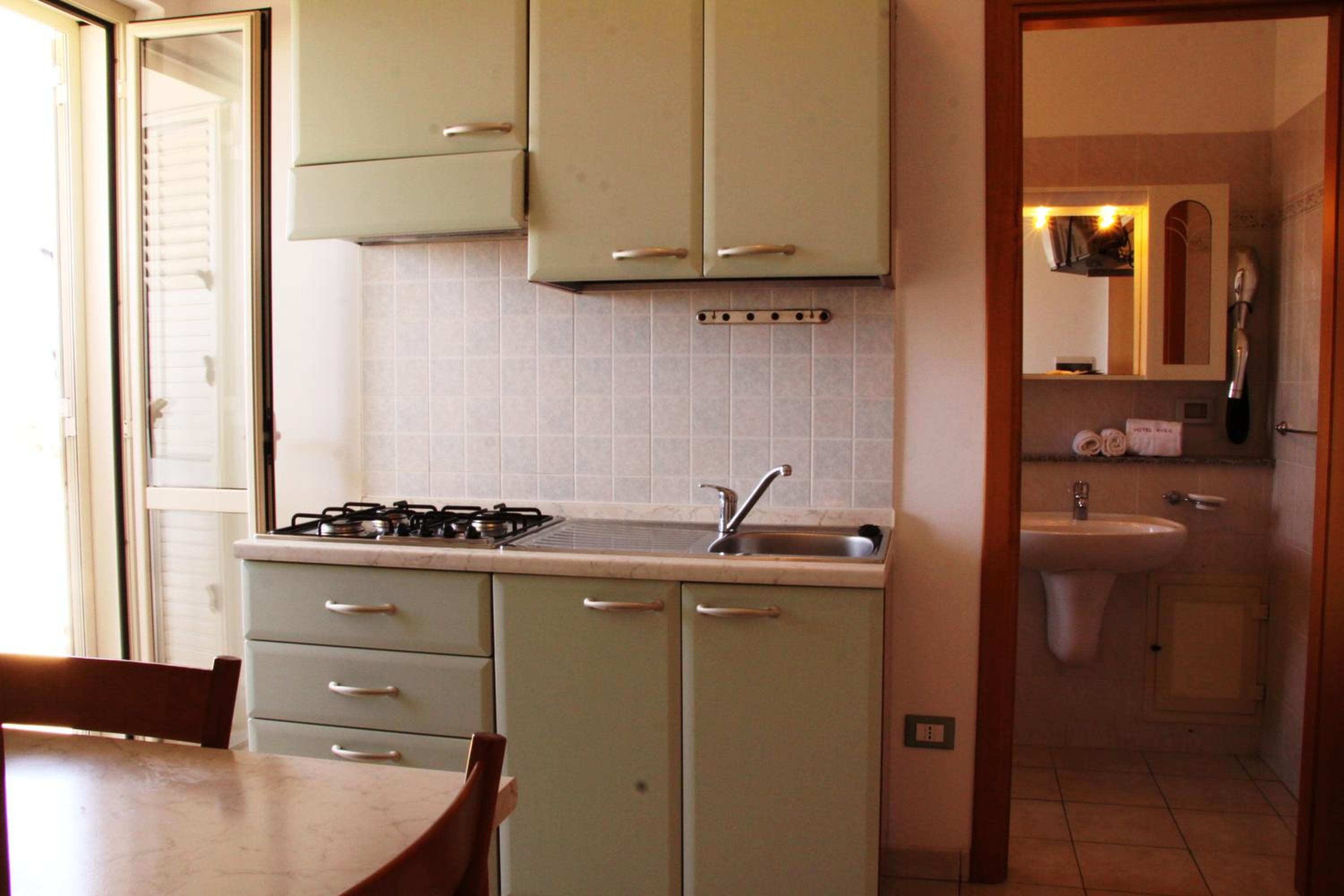 One-Bedroom Apartment - Photo 13