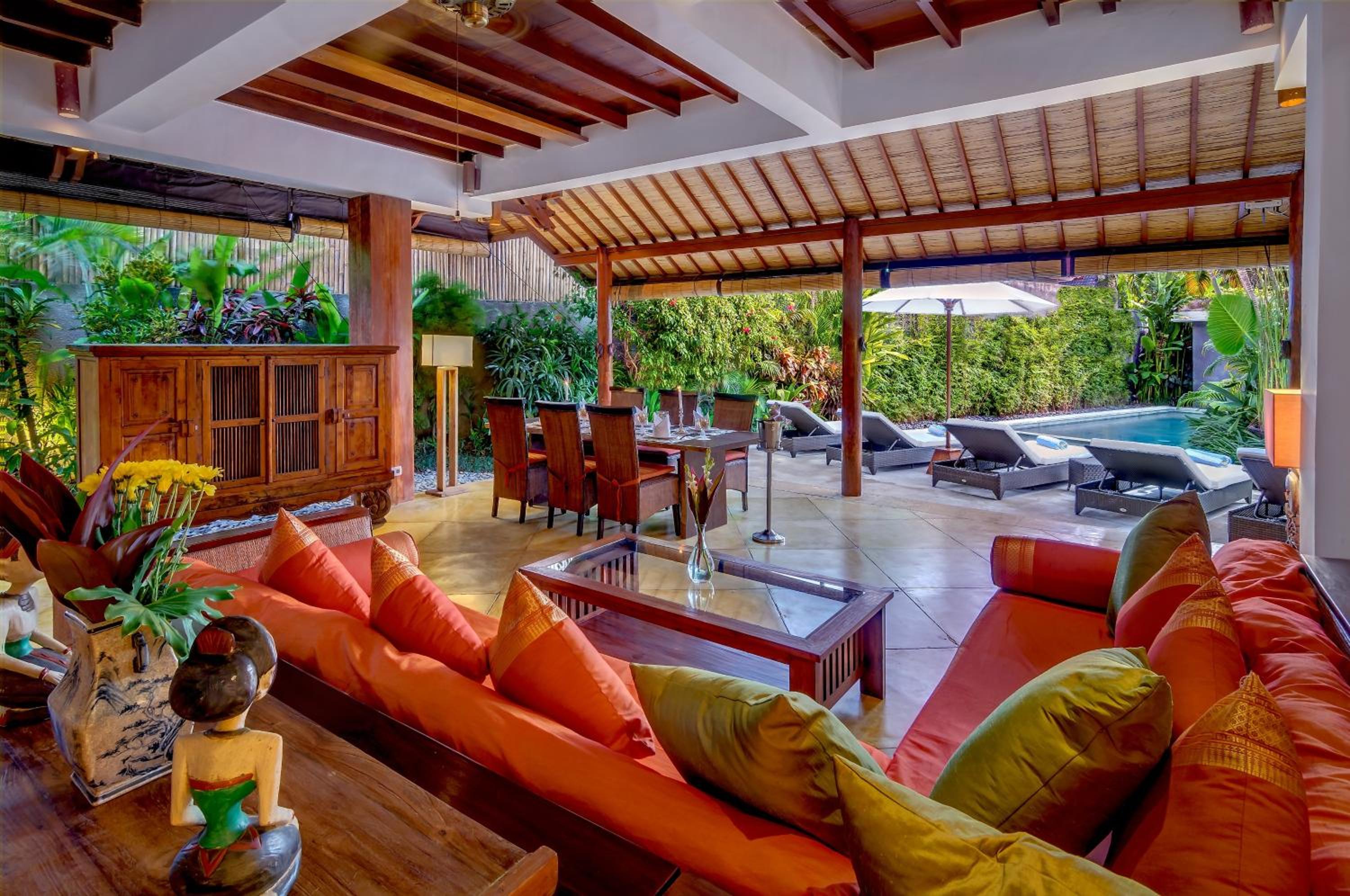 Three-Bedroom Villa with Private Pool photo 1