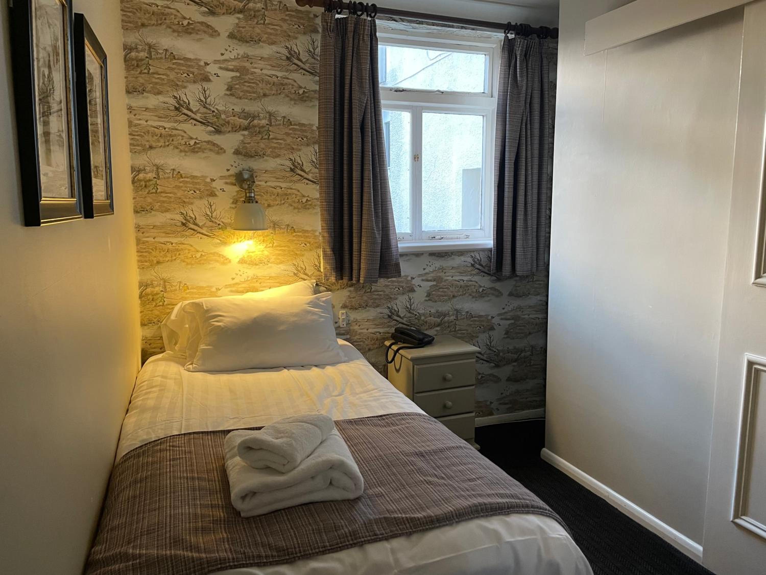 Single Room photo 1