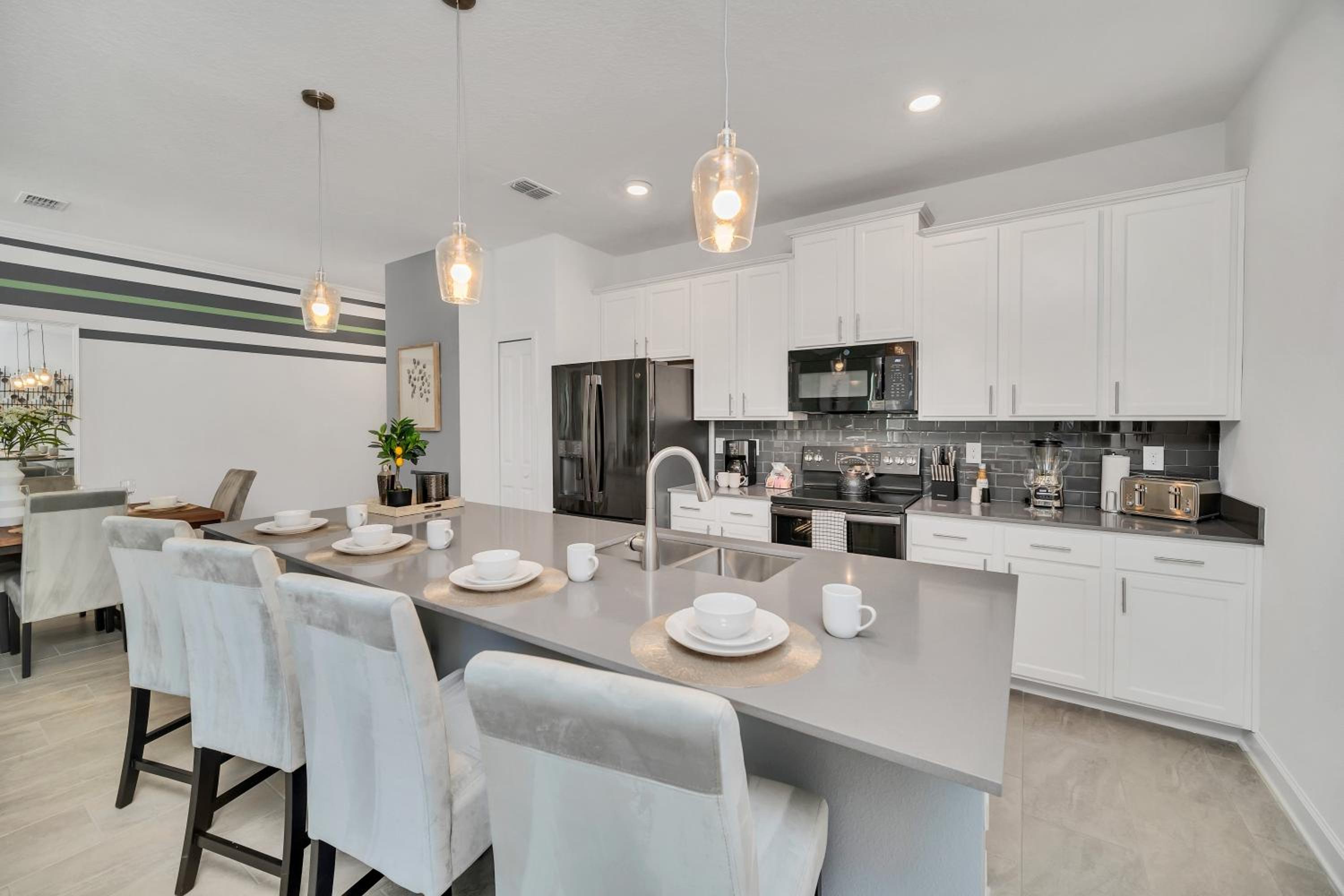 Four-Bedroom House - Photo 53