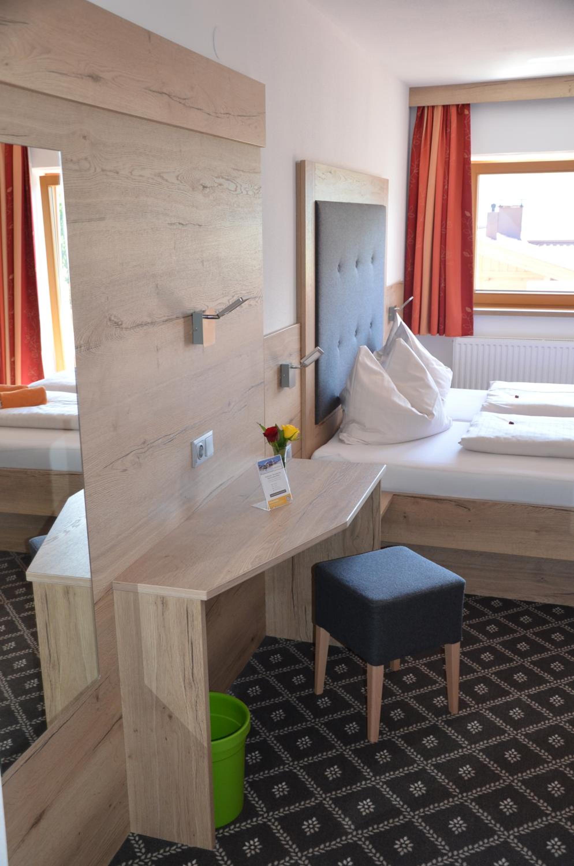 Junior Suite with Balcony photo 2