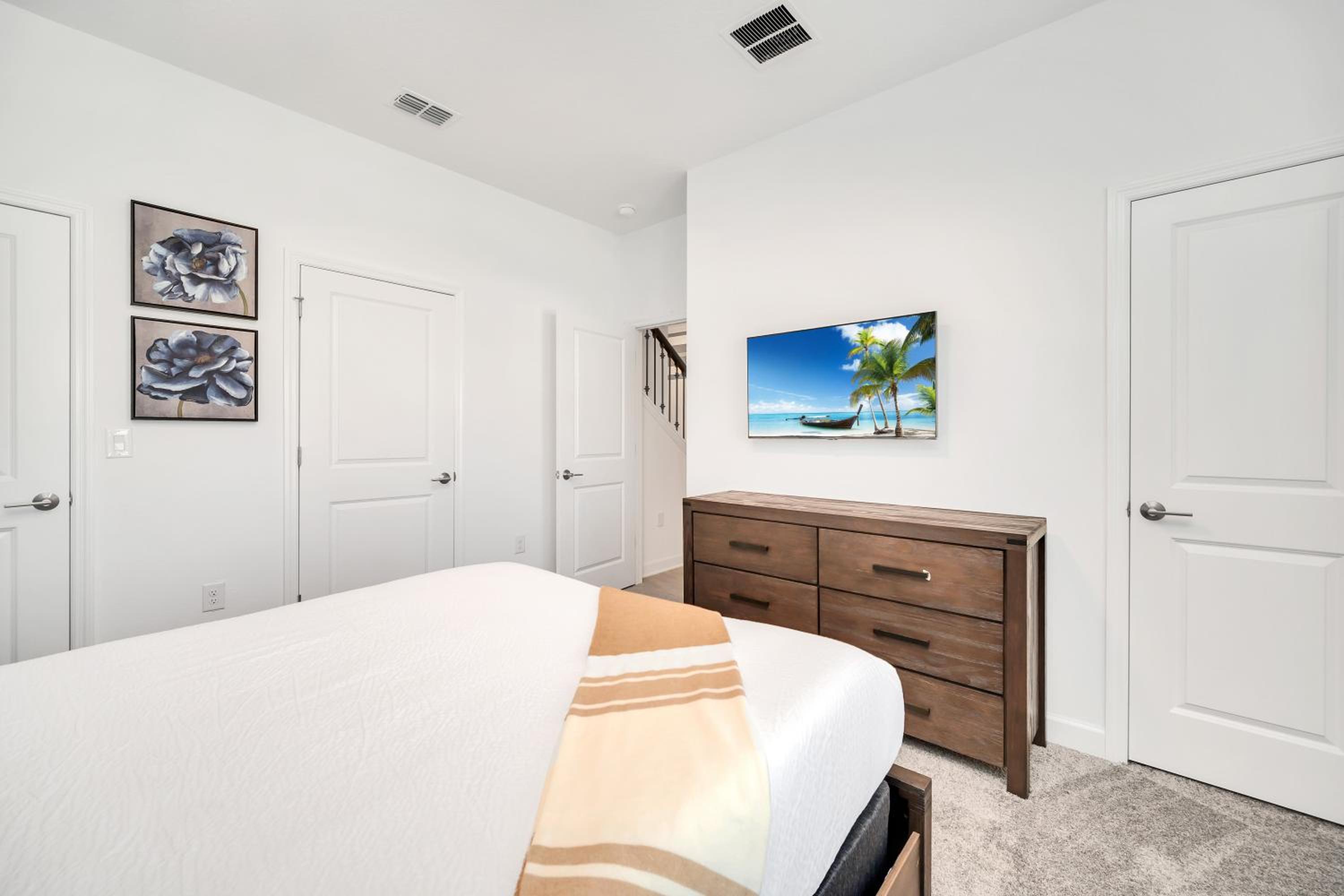 Four-Bedroom House - Photo 57