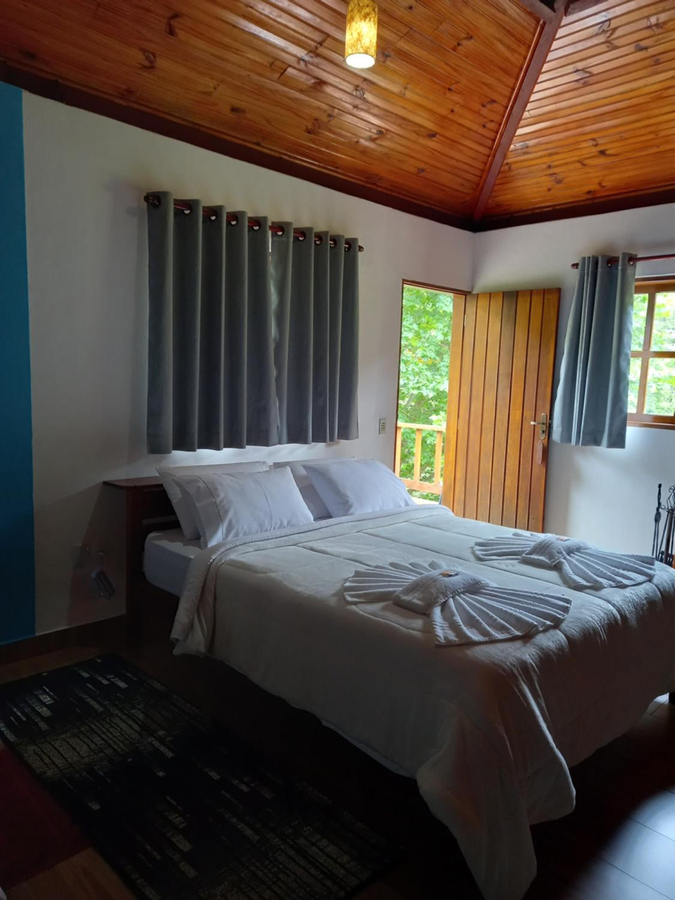 Chalet with River View "Queda D'Água" photo 2