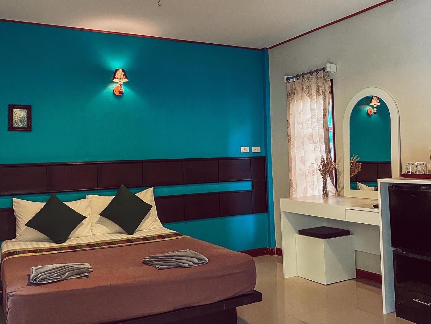 Deluxe Double or Twin room with AC
