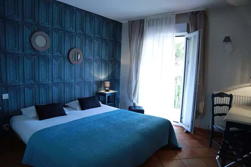 Comfort Double Room with Terrace