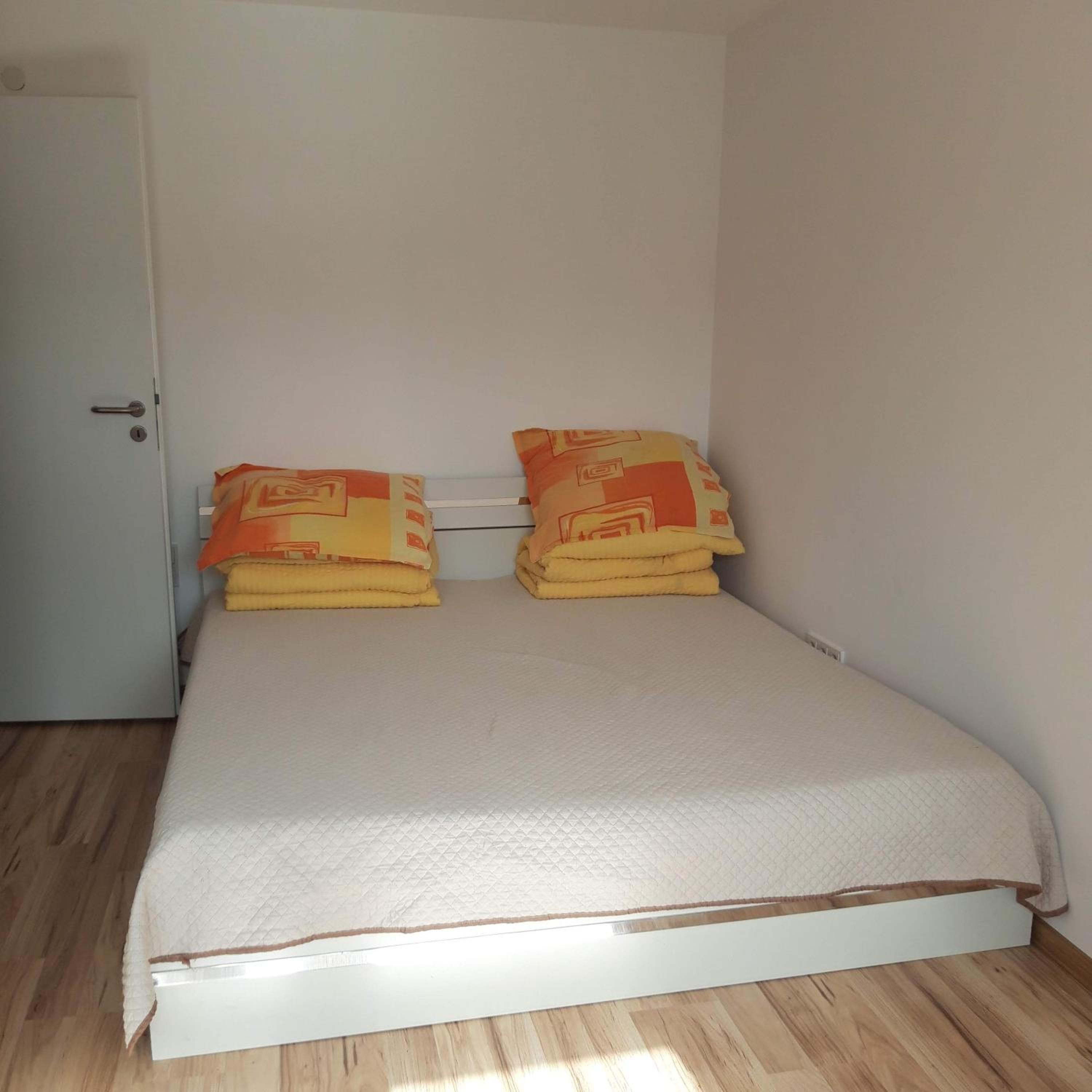 One-Bedroom Apartment photo 3