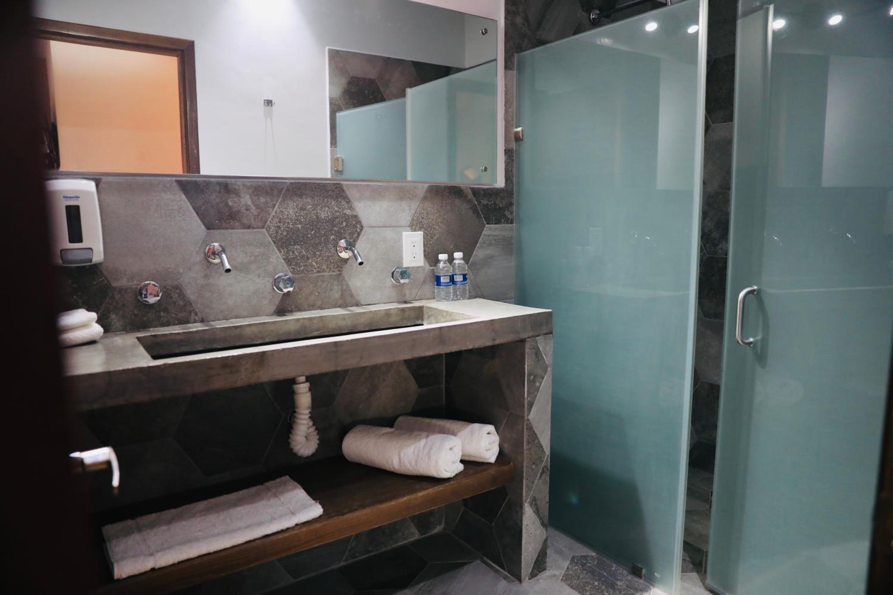 Suite photo 2