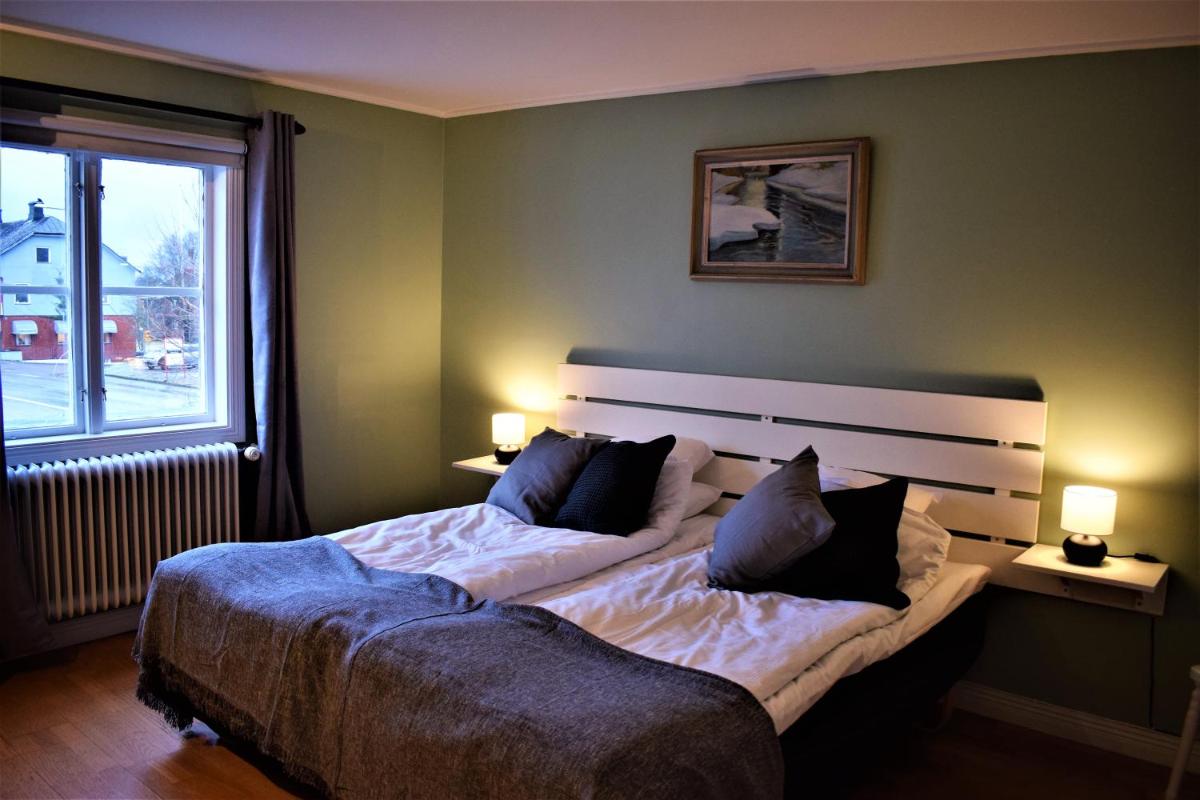 Twin Room with Shower photo 2