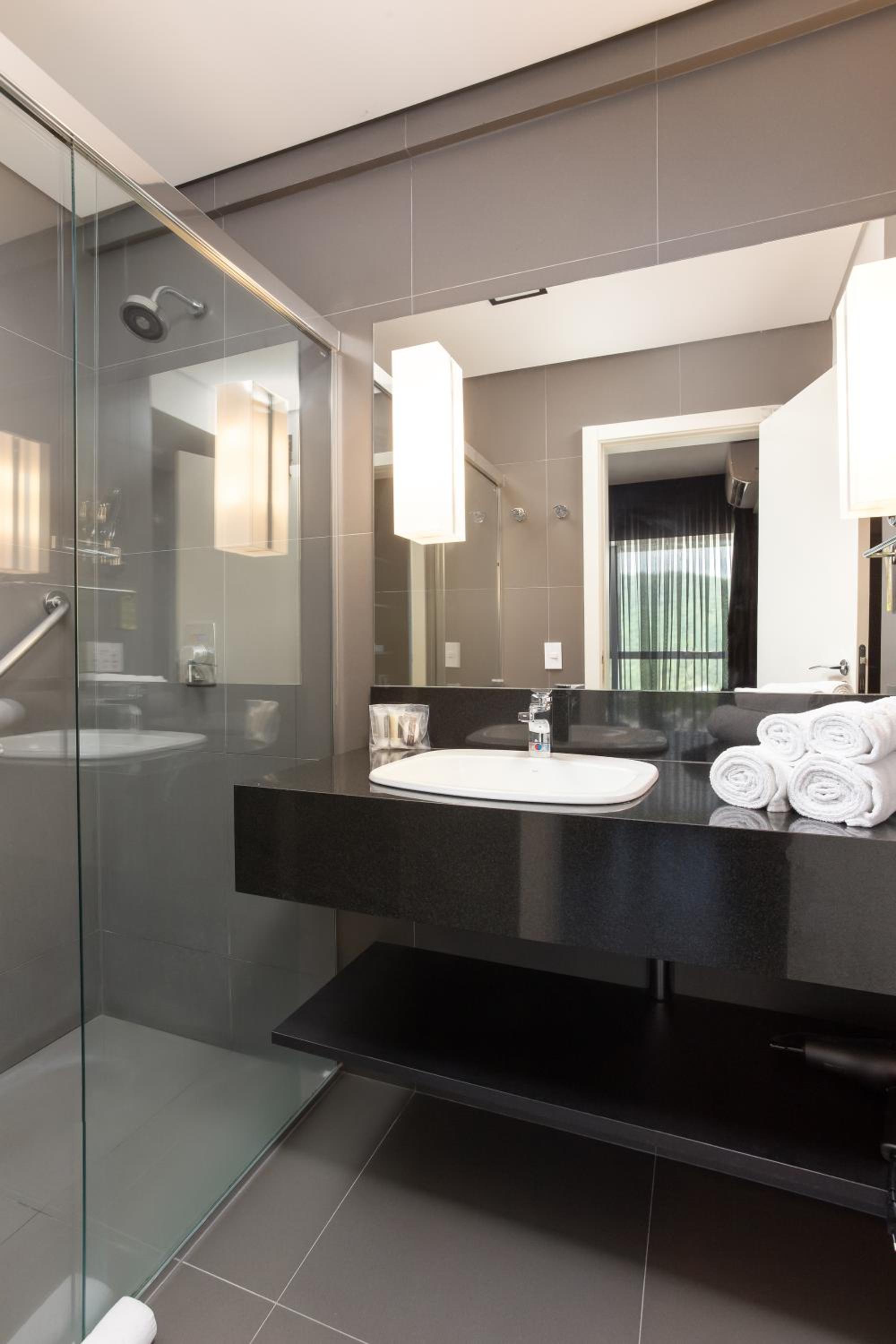 Superior Room with Two Double Beds photo 2