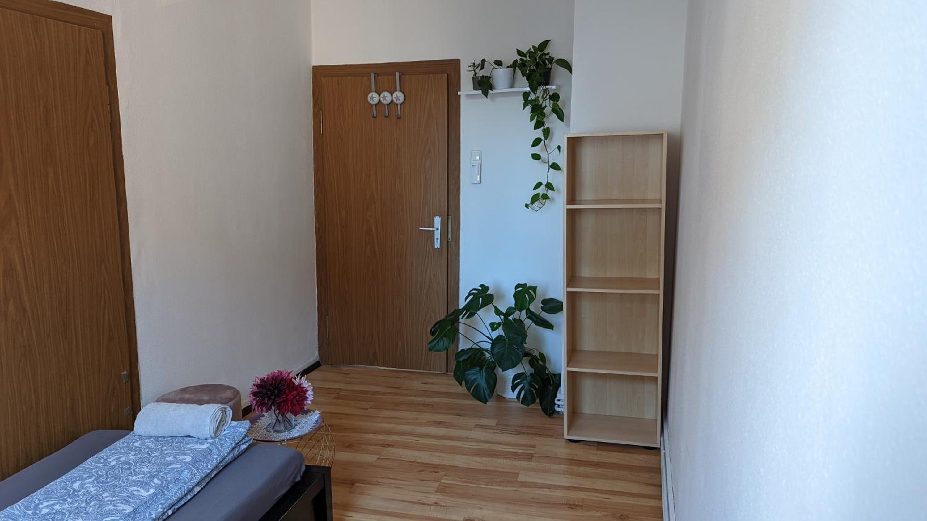Single Room photo 2
