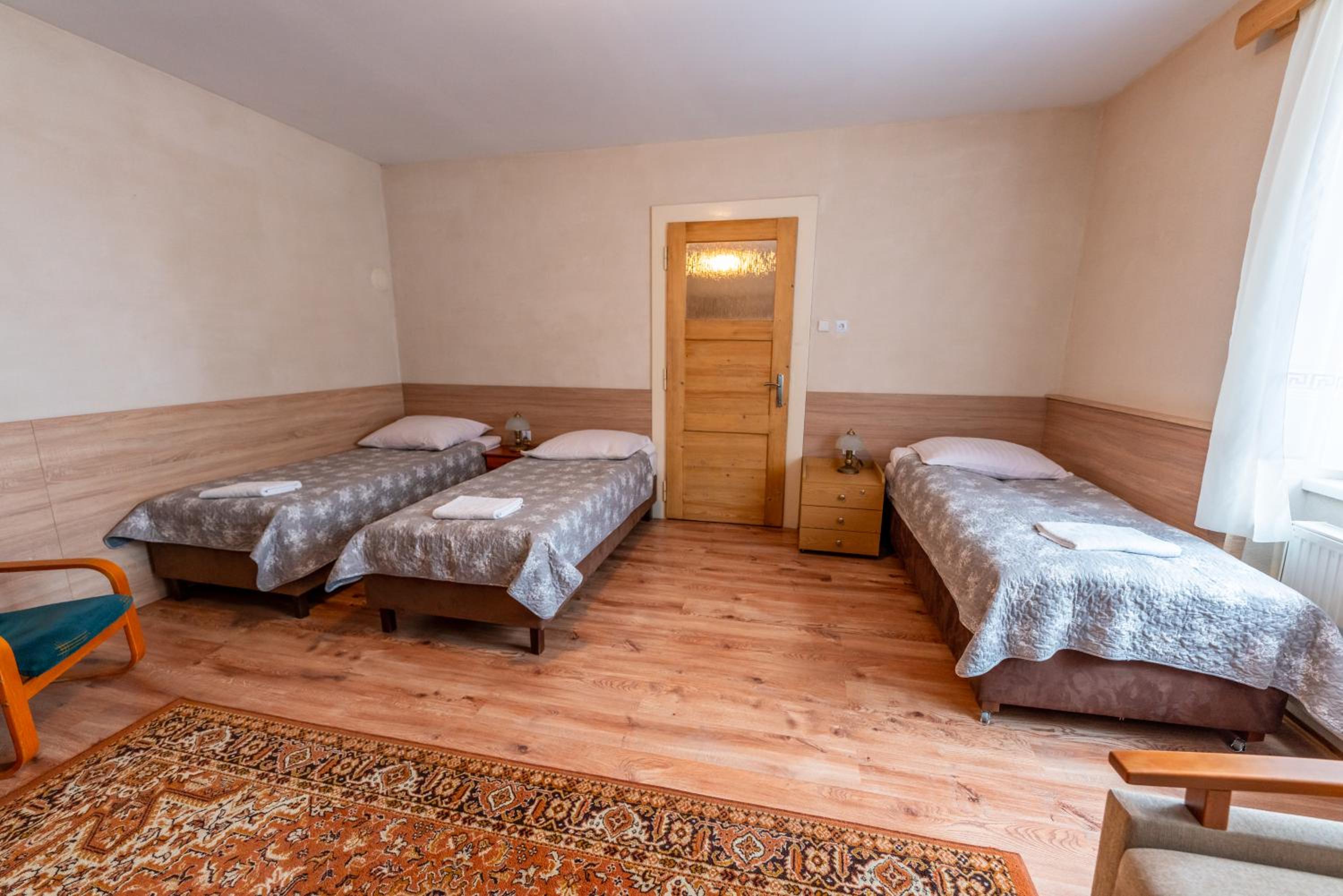 Deluxe Triple Room photo 2