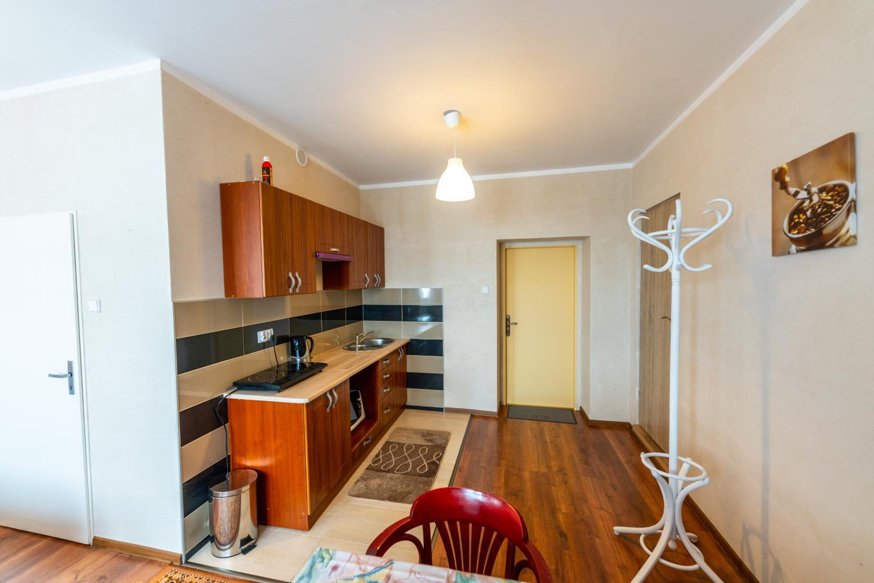 Apartment photo 2