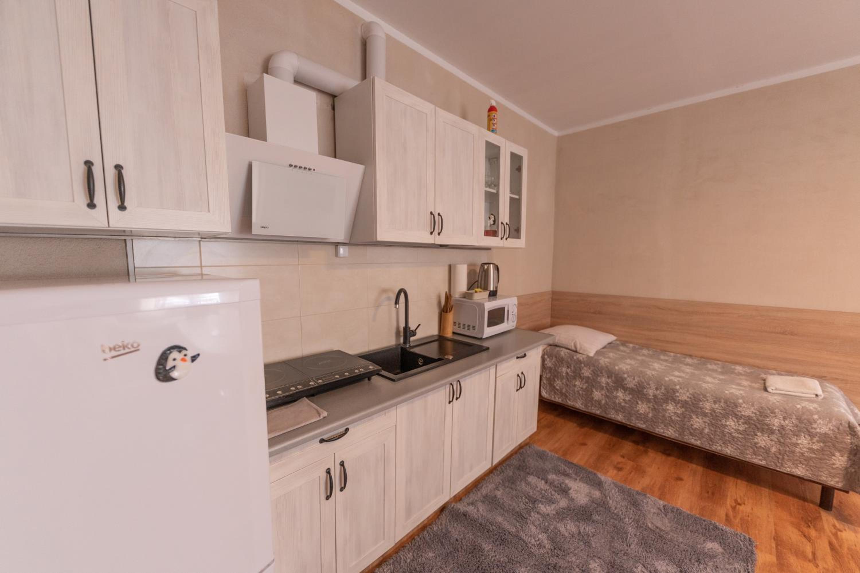 Apartment photo 1