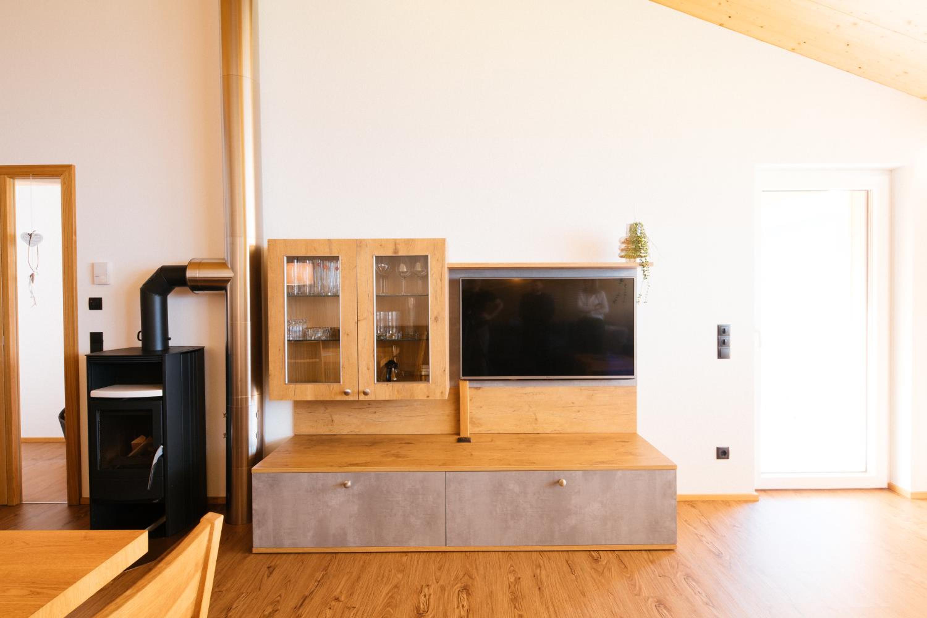 Apartment with Mountain View photo 3