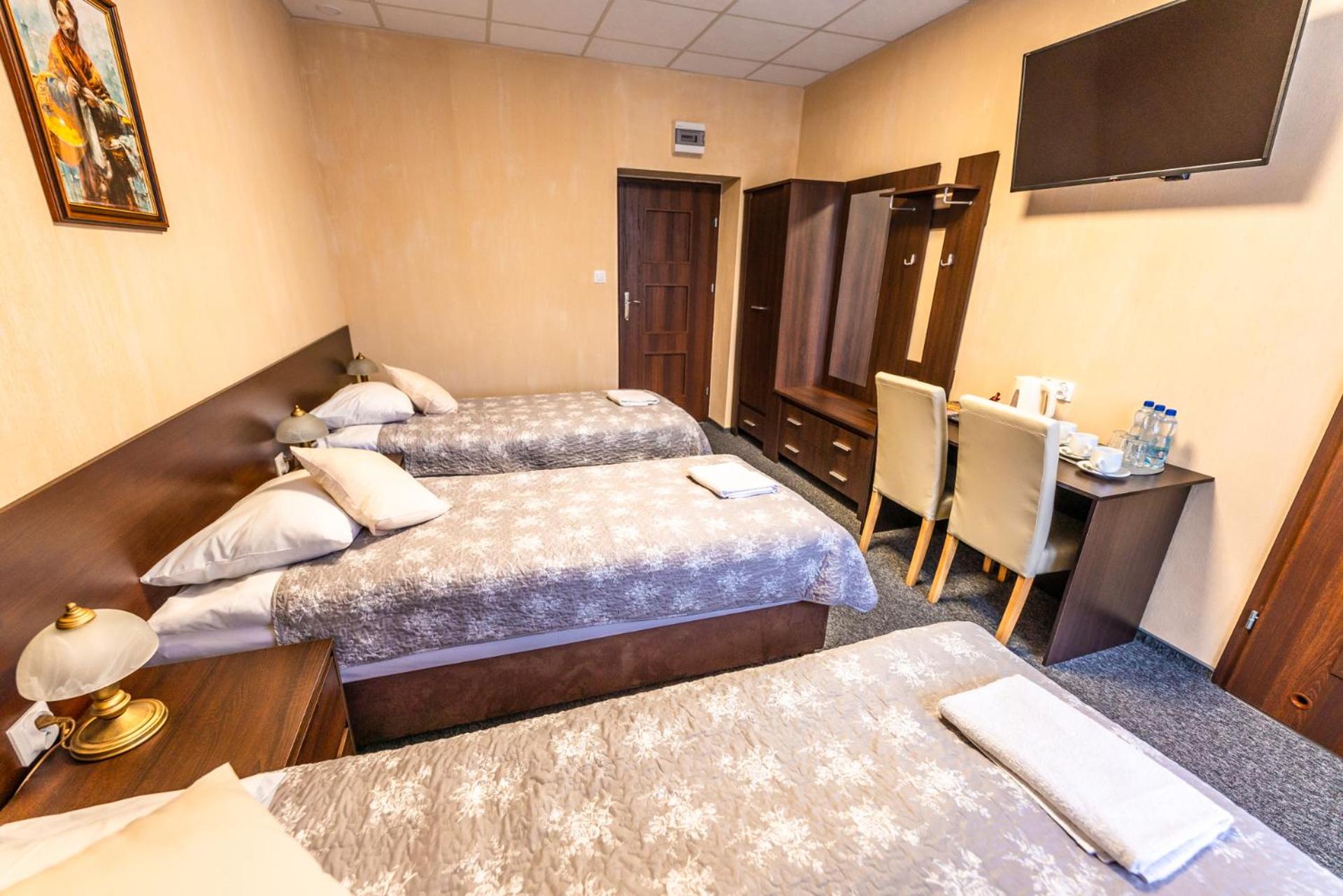 Deluxe Triple Room photo 3