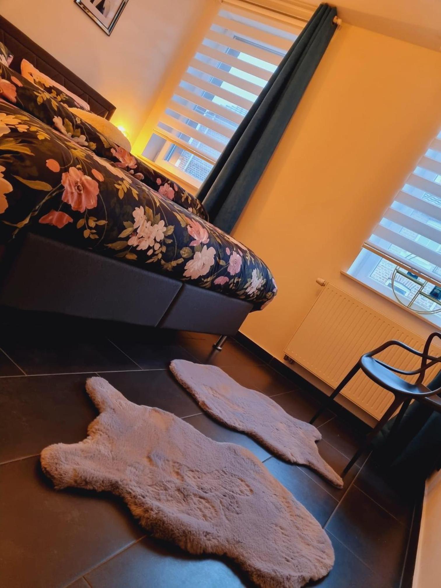 One-Bedroom Apartment - Photo 15