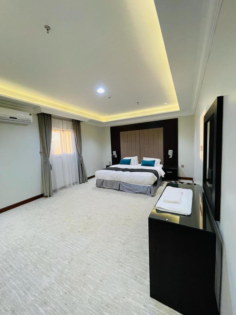 Two-Bedroom Suite photo 3