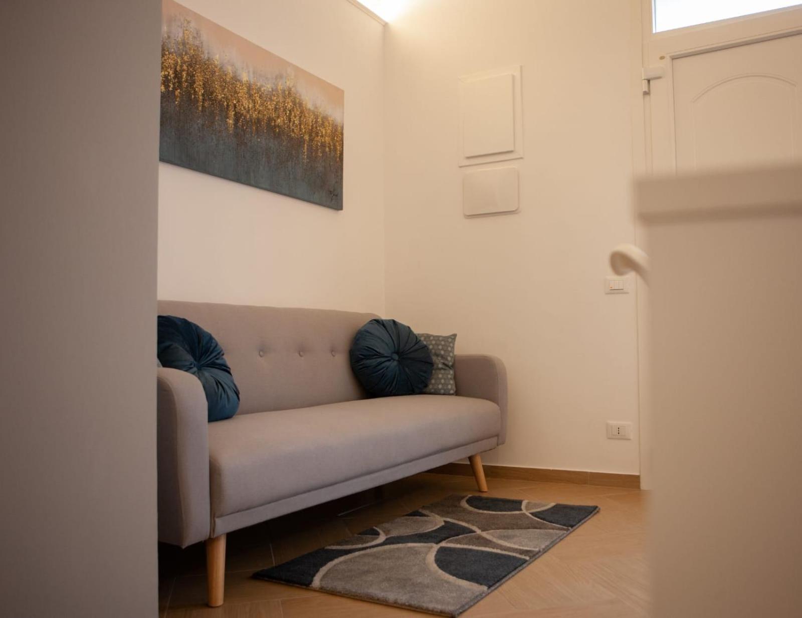 Two-Bedroom House photo 2
