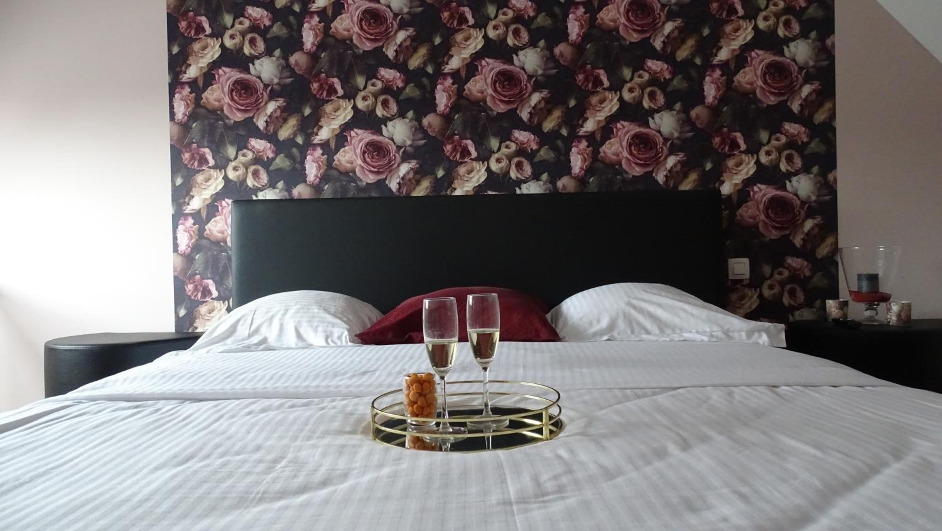Deluxe Room - Photo 1