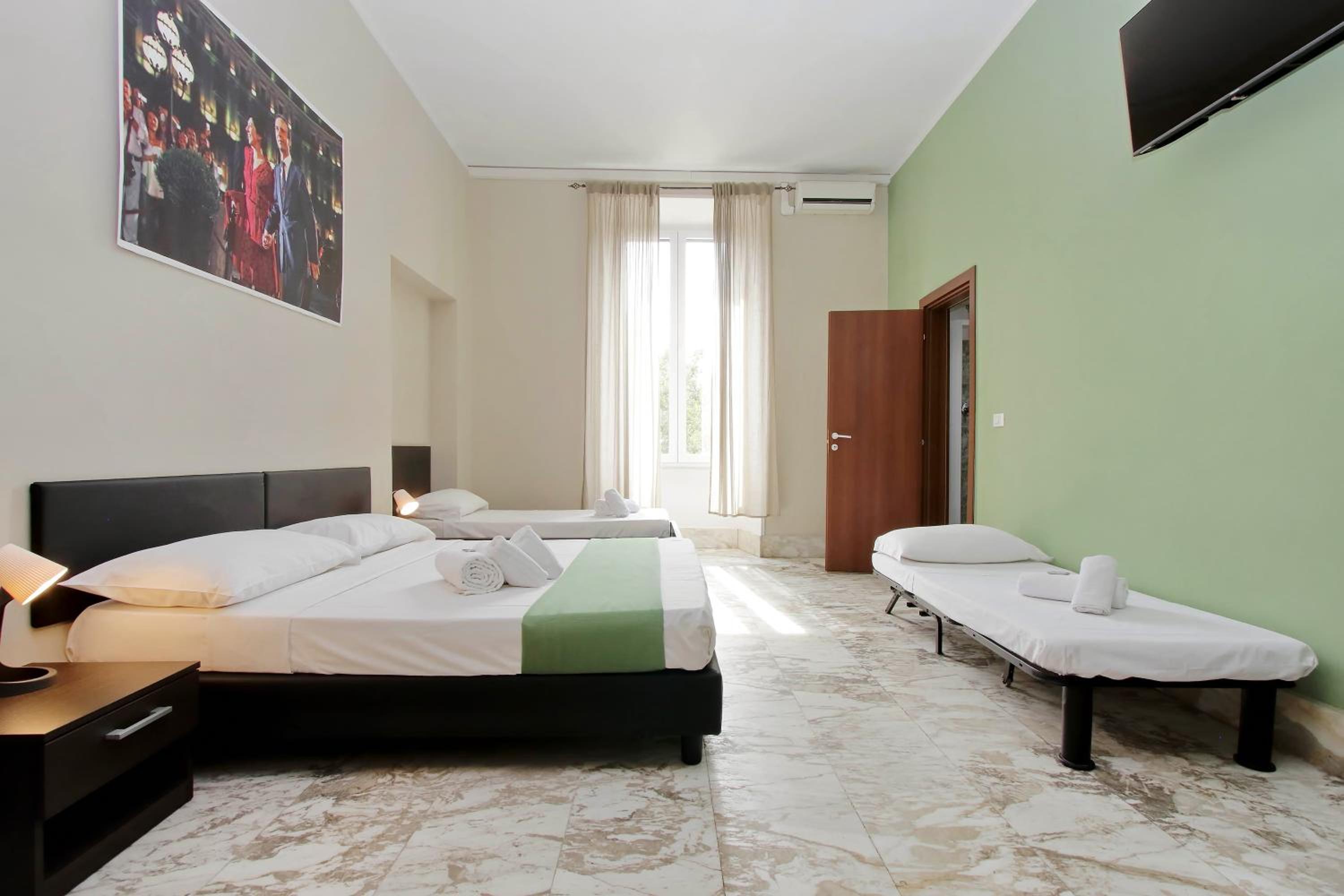 Quadruple Room with Garden View photo 2