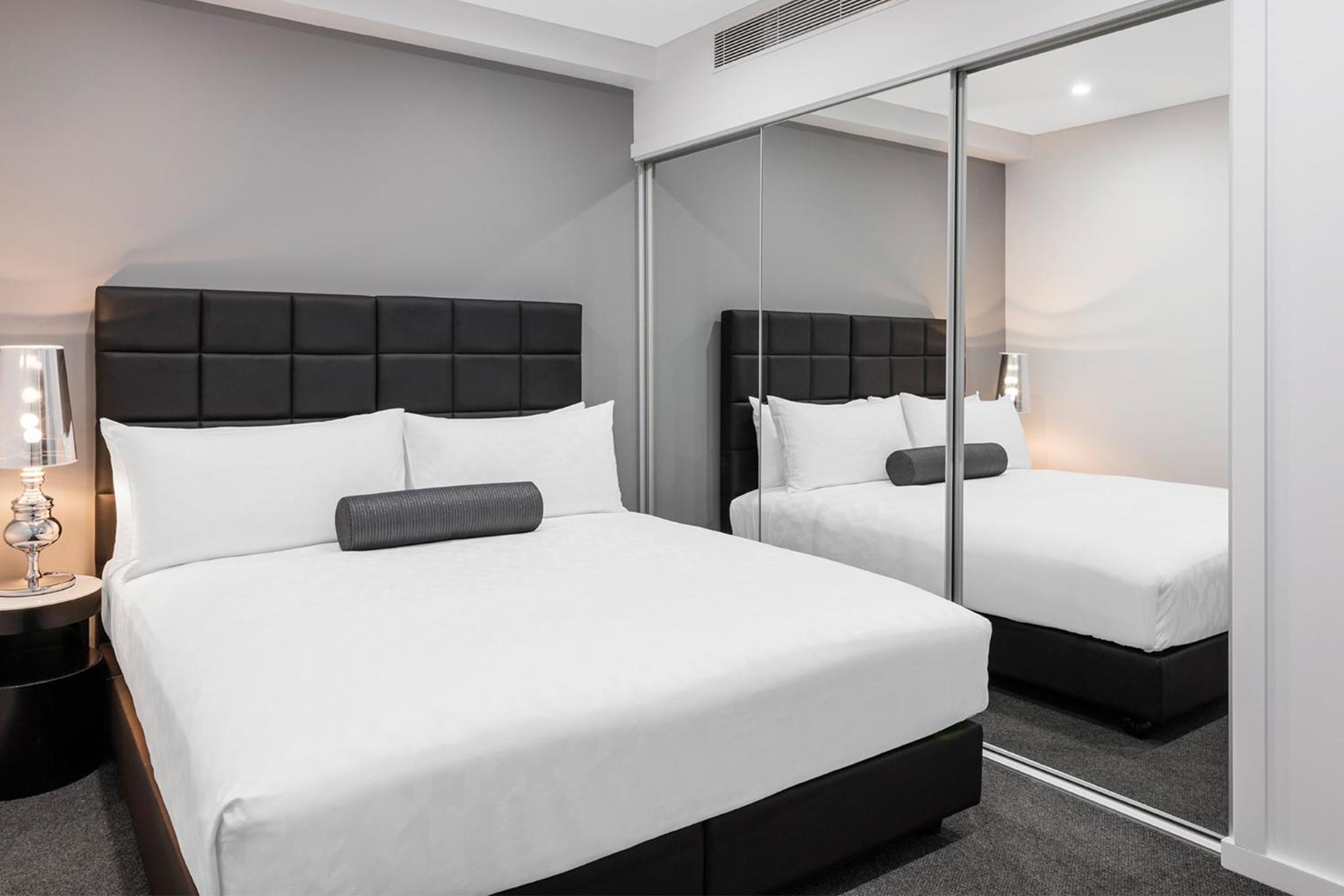 One Bedroom King Suite photo 2