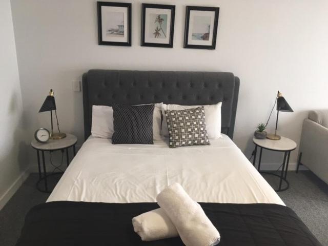 Superior Suite - Photo 9