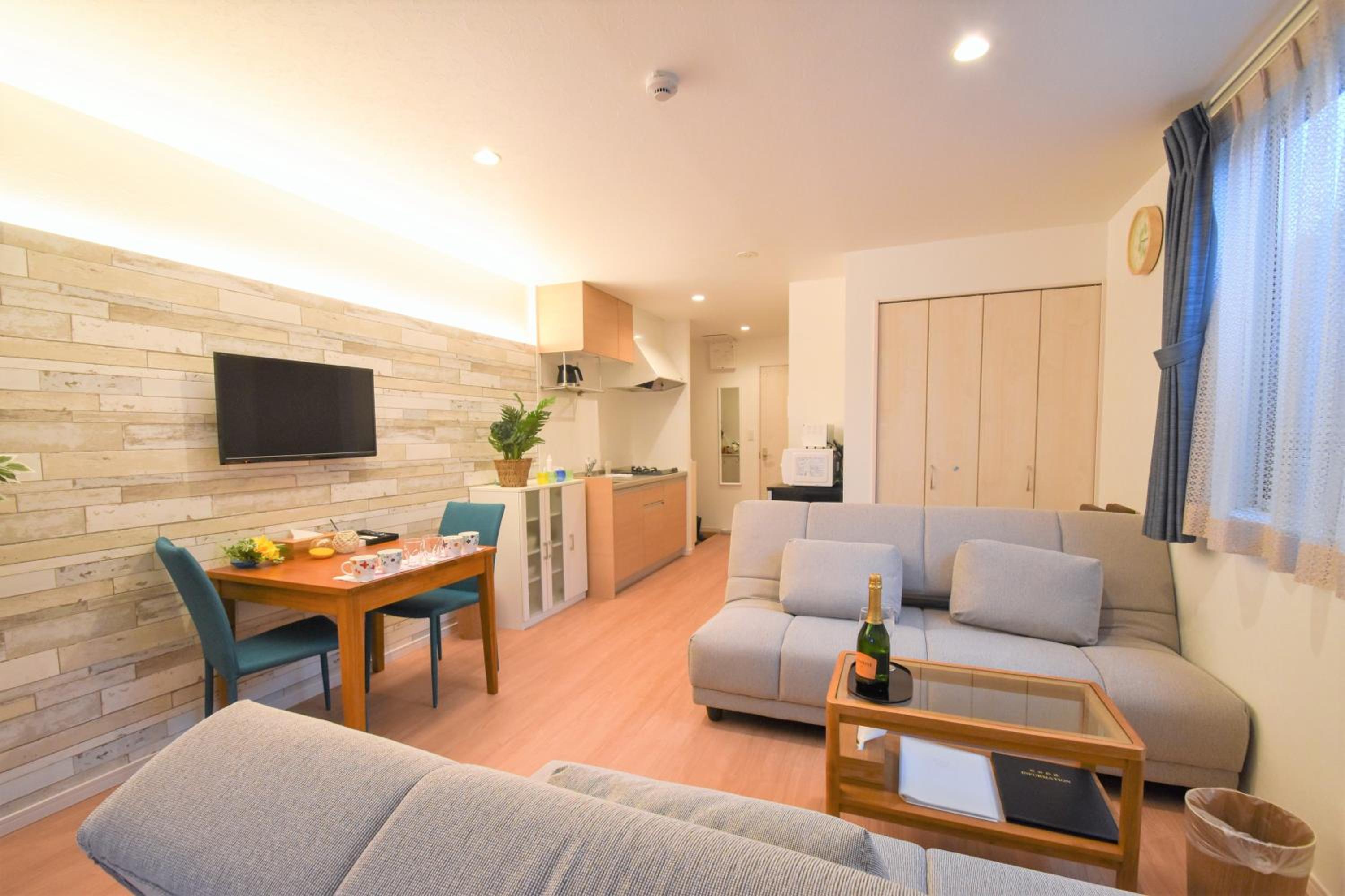 Superior Twin Room - Photo 12