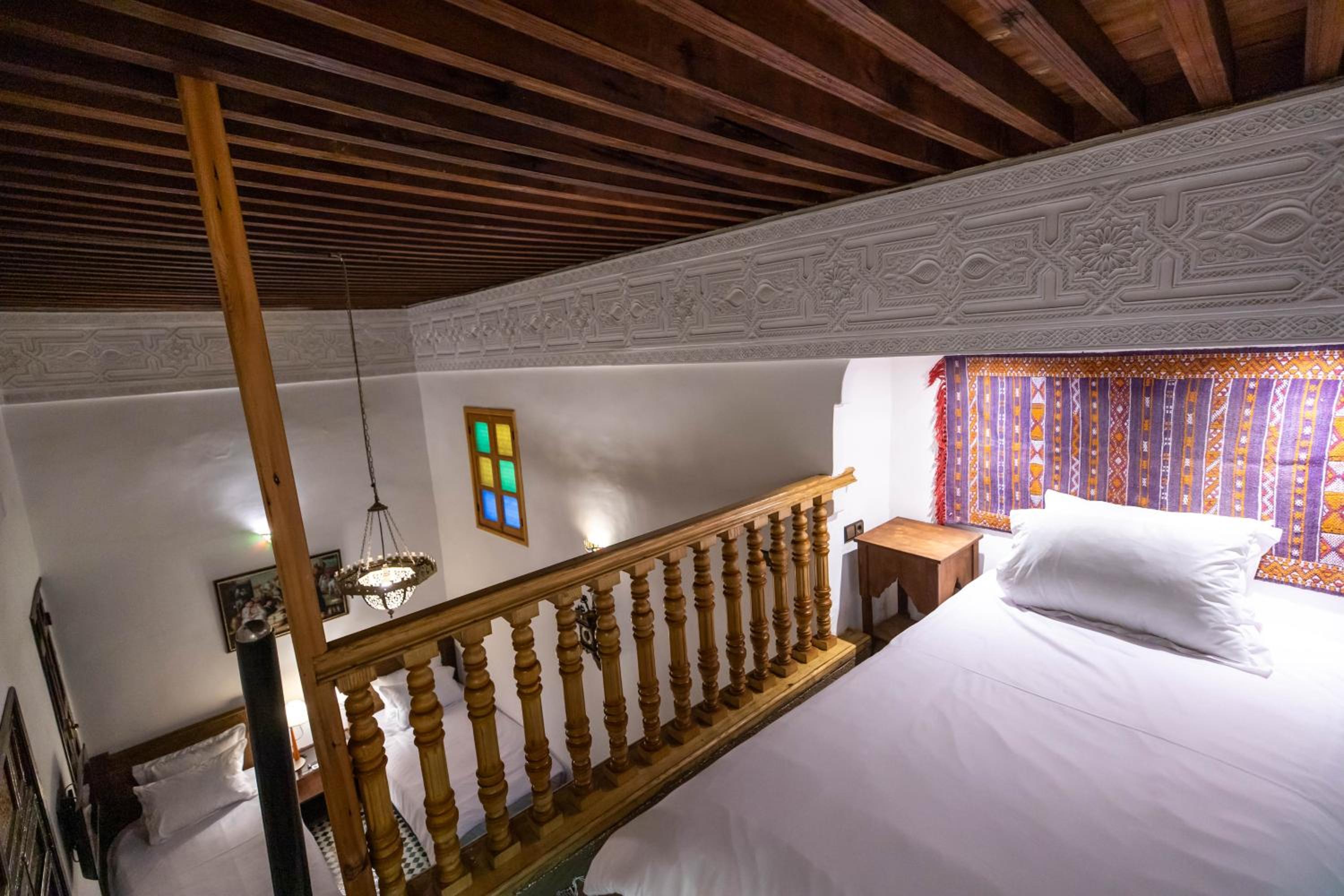 Deluxe Double or Twin Room - Photo 7