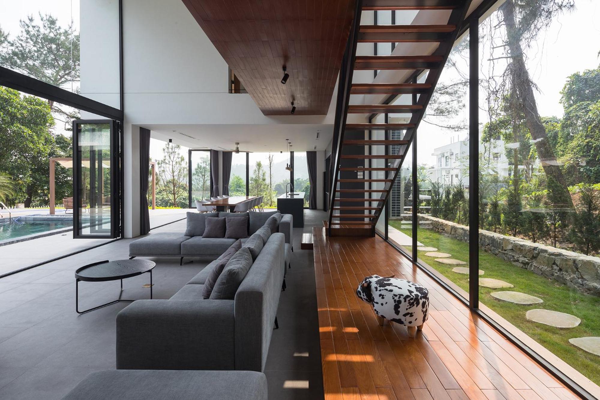 Villa photo 1
