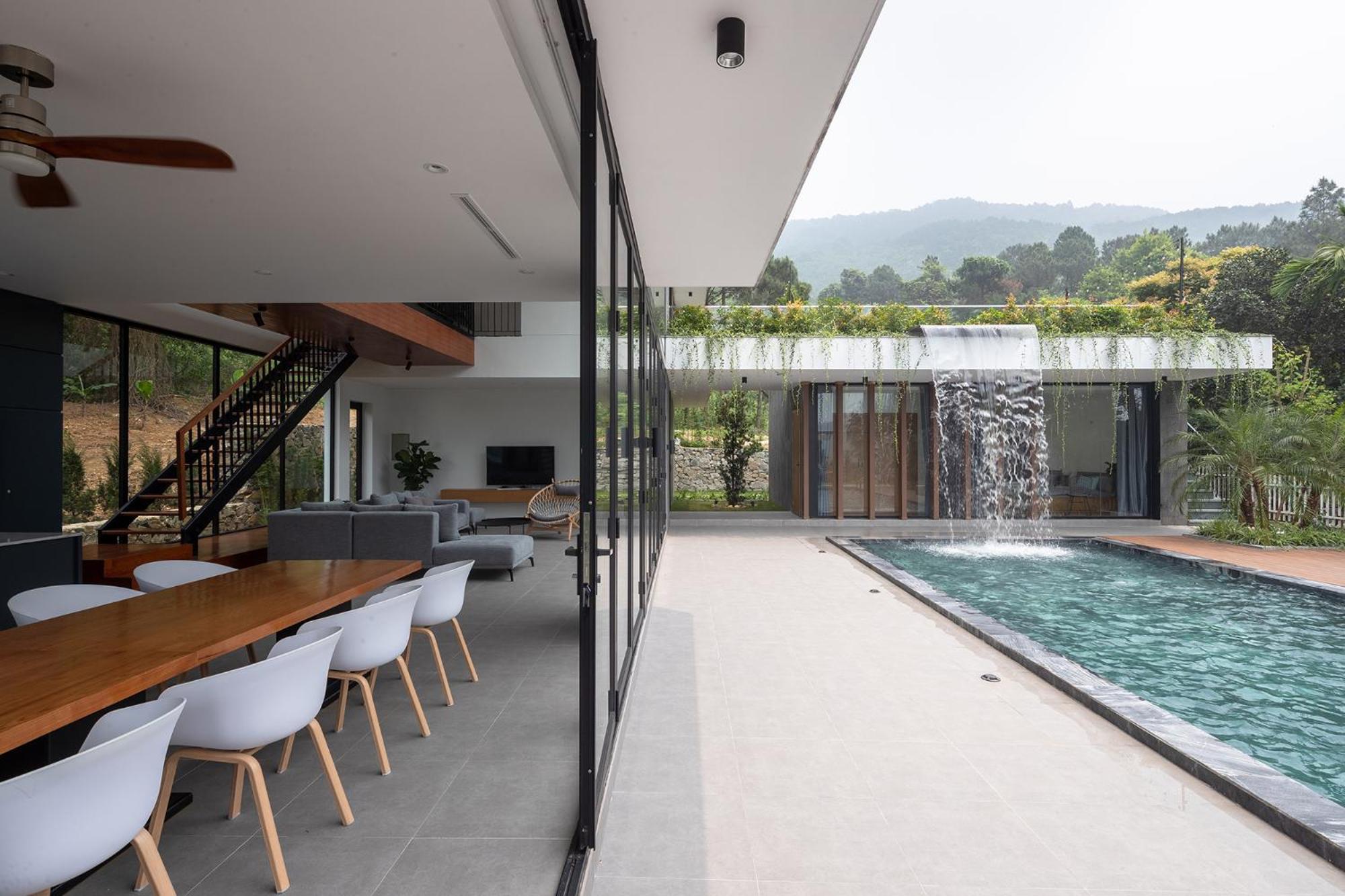 Villa photo 3