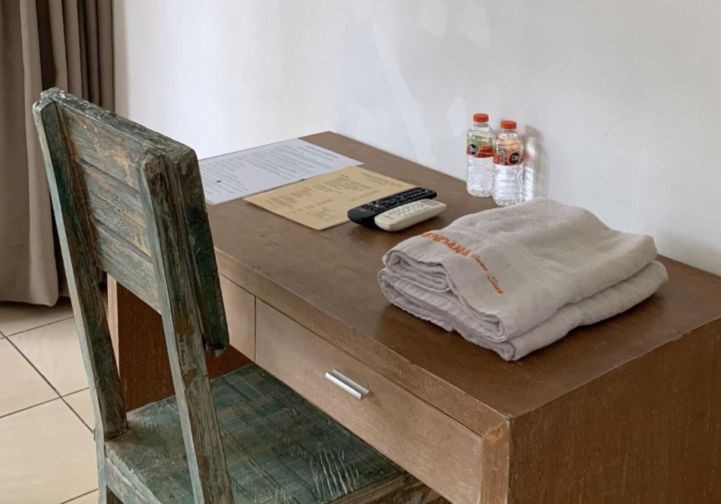 Standard Double Room - Photo 12