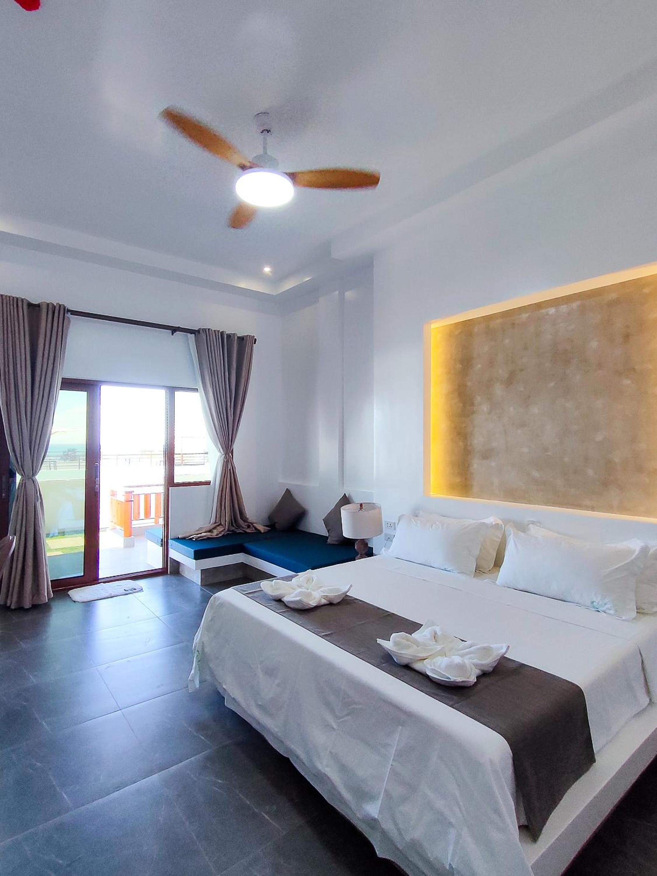 Deluxe Triple Room - Photo 1