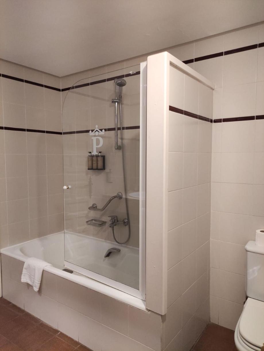 Standard Double Room - Photo 4