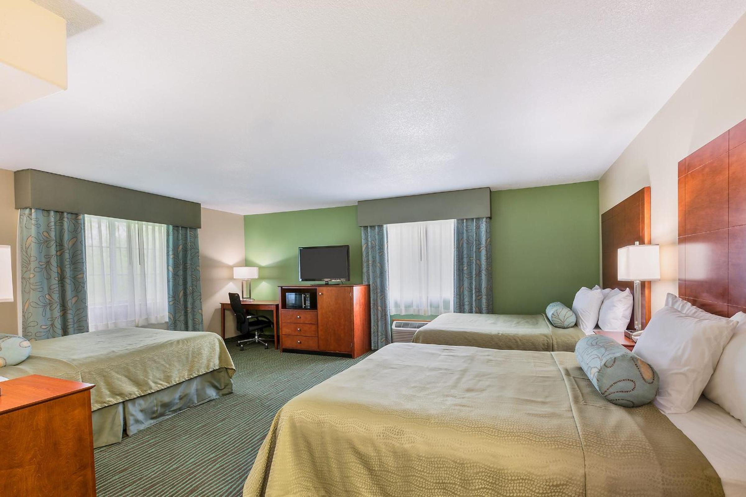 Superior Queen Room - Non-Smoking photo 1